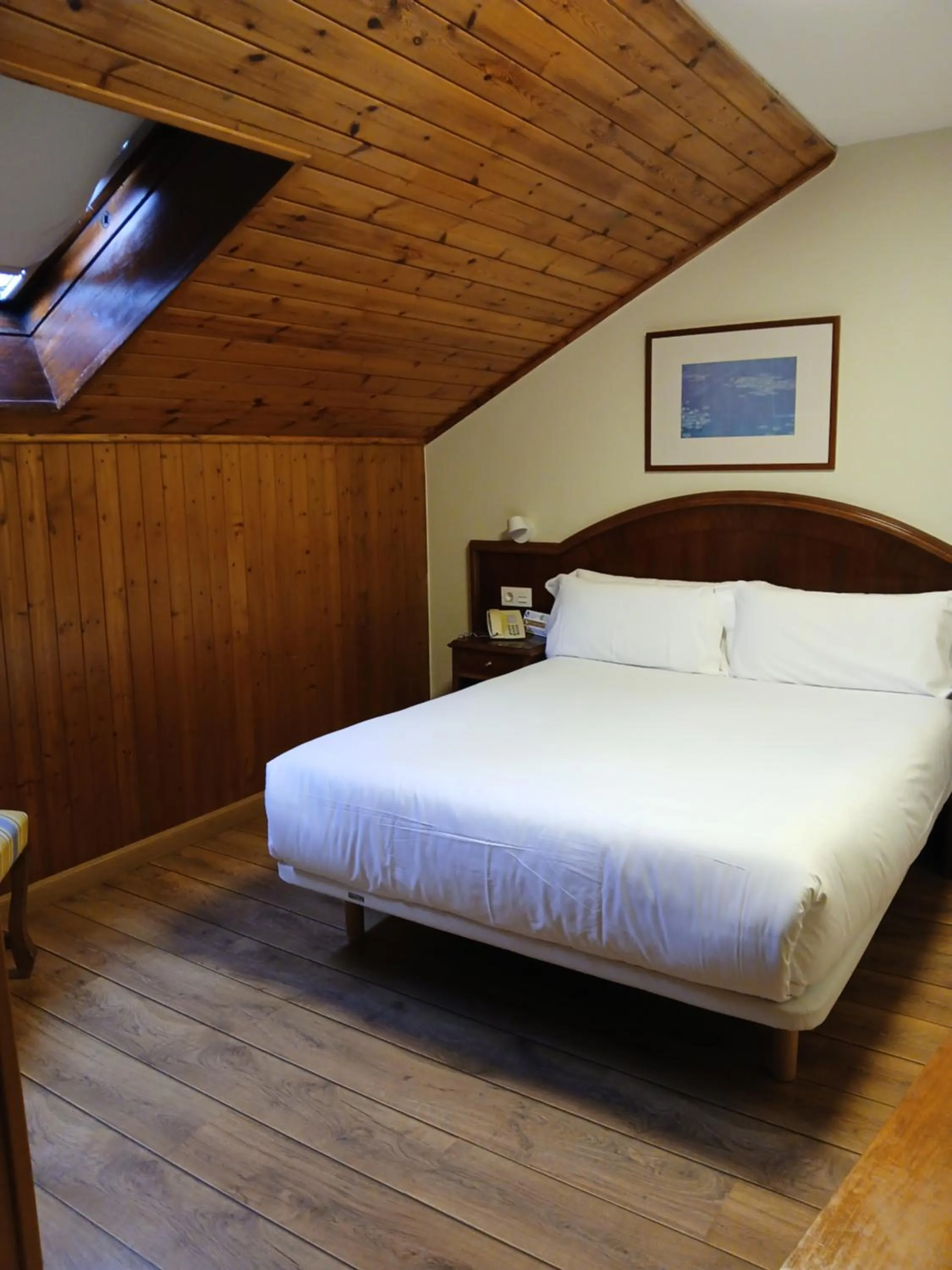 Bed in Balneario Caldas de Luna