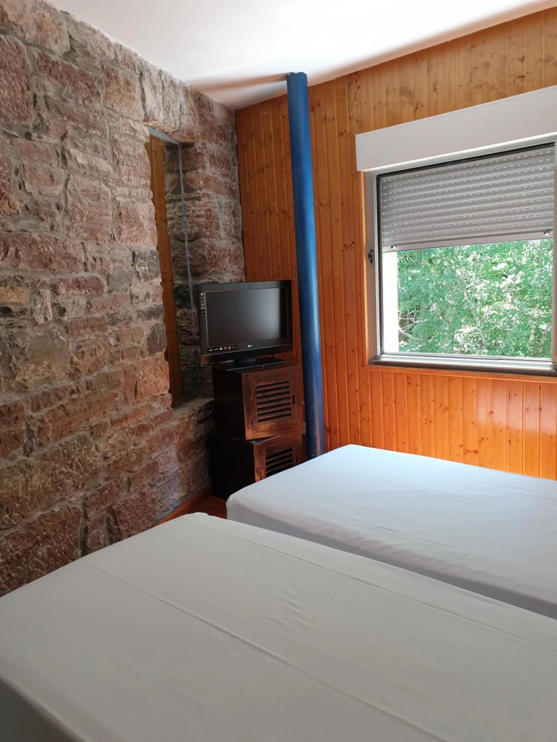 Bed in Balneario Caldas de Luna