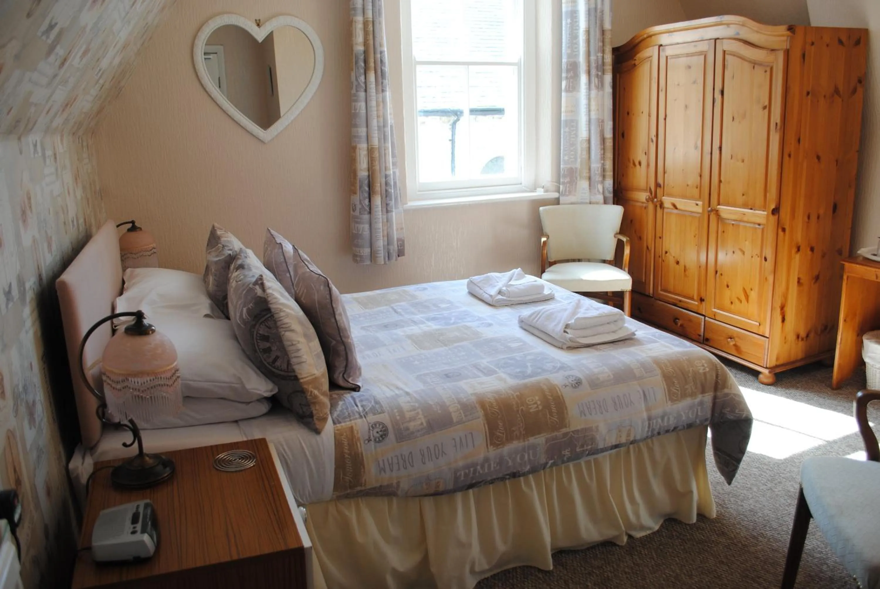 Bed in Craig-Ard Hotel