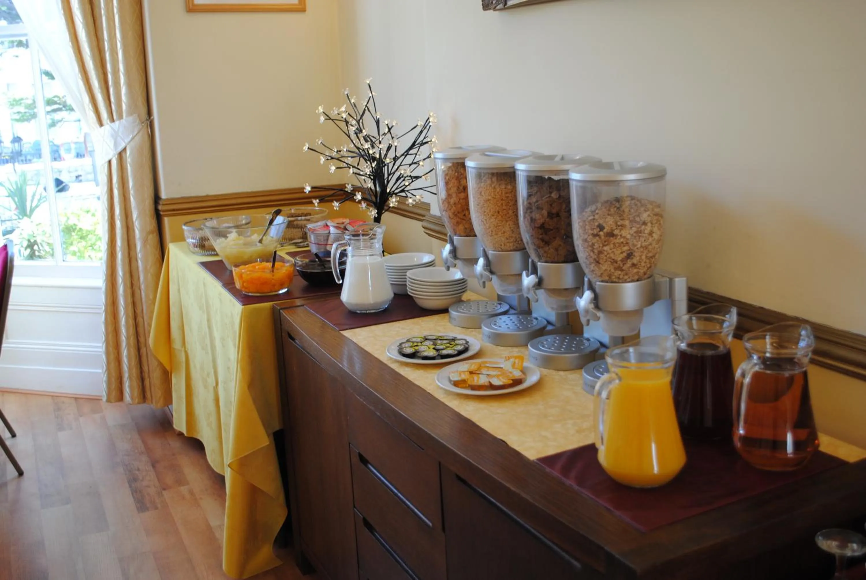 Food in Craig-Ard Hotel