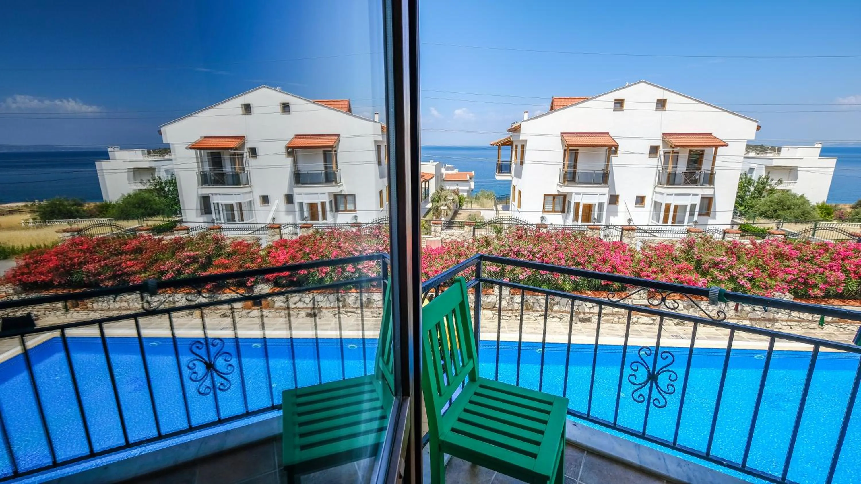 Karaburun Konak Hotel