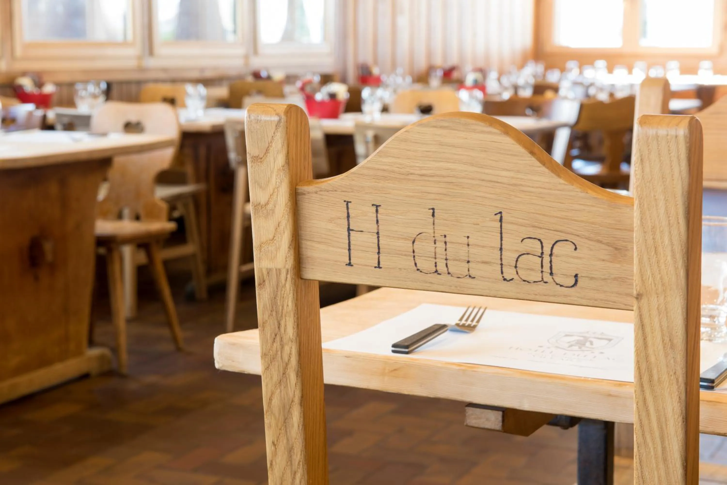 Restaurant/places to eat in Hotel du Lac