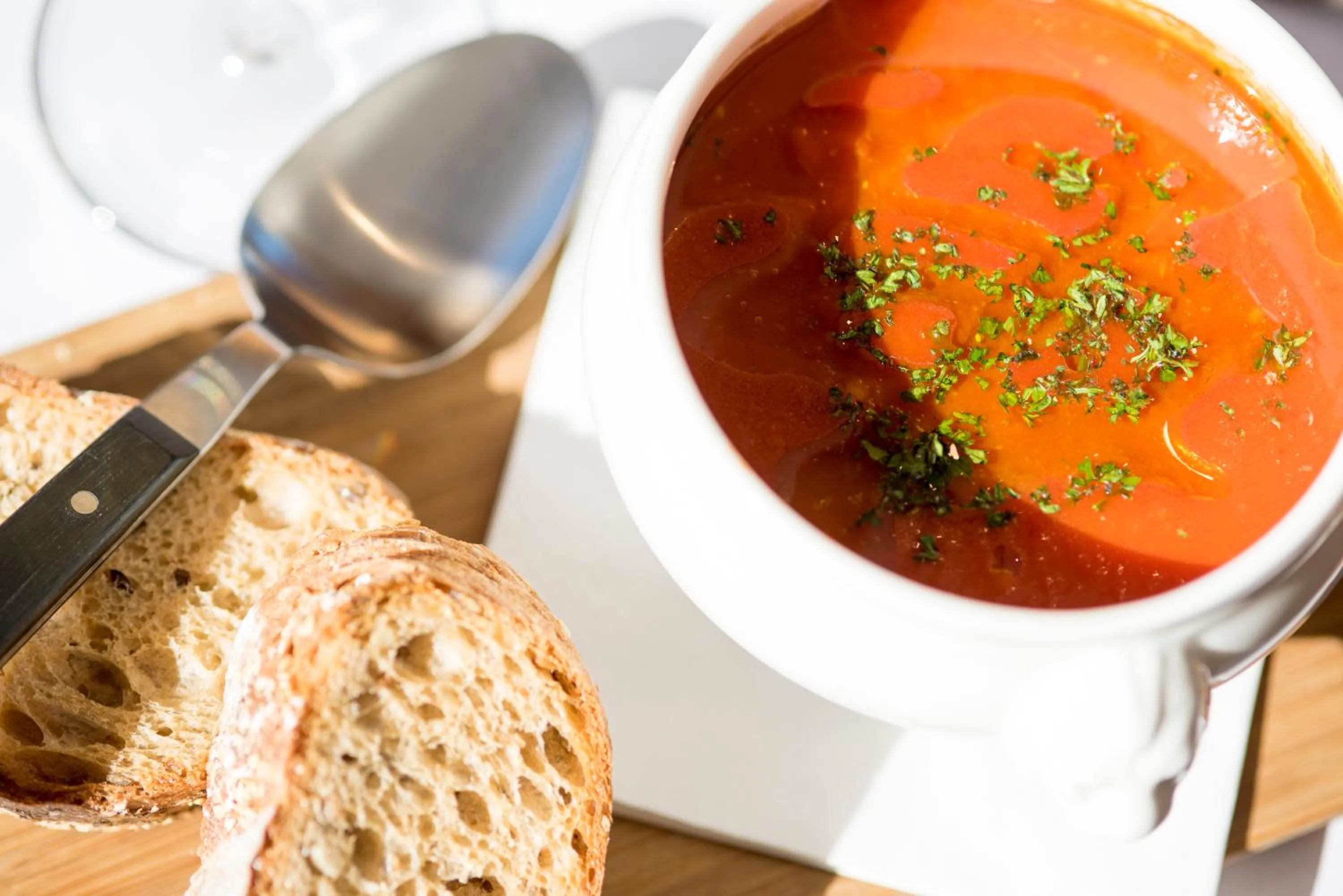 Restaurant/places to eat in Hotel du Lac