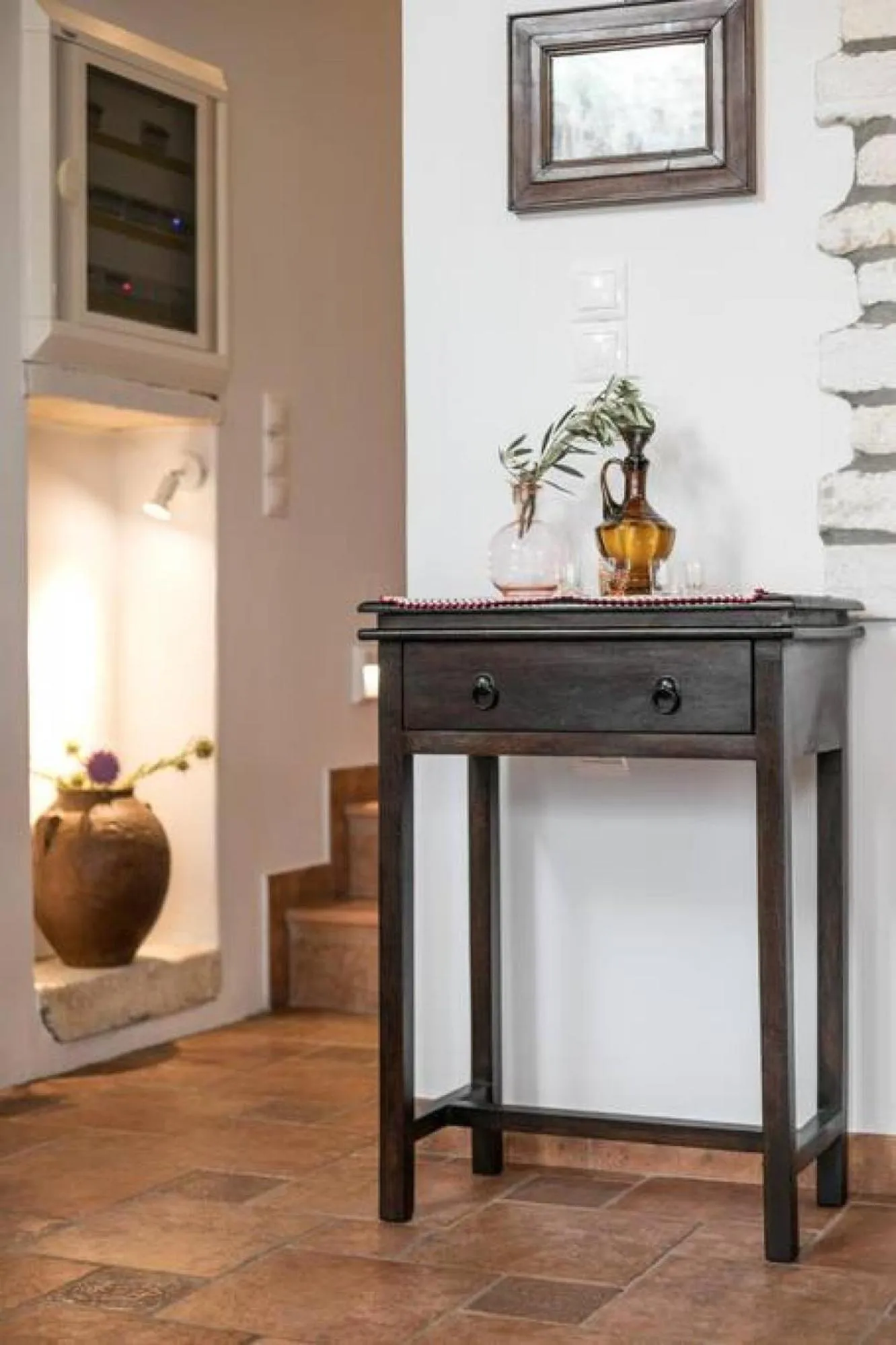 Traditional Inn Pirethron