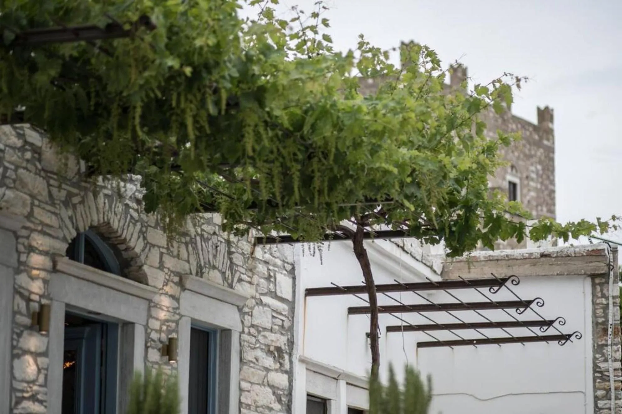 Property building in Traditional Inn Pirethron