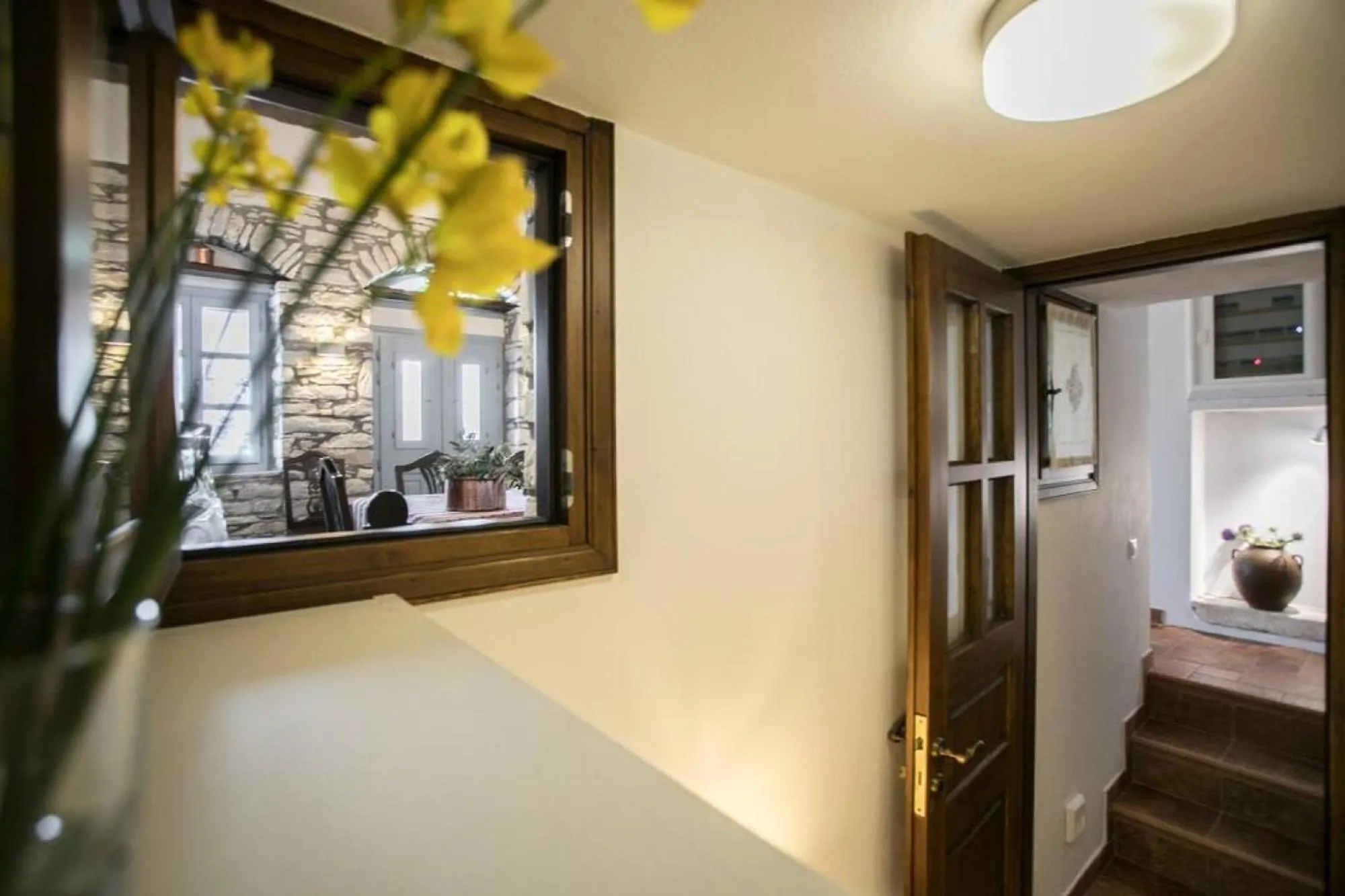 acessibility in Traditional Inn Pirethron