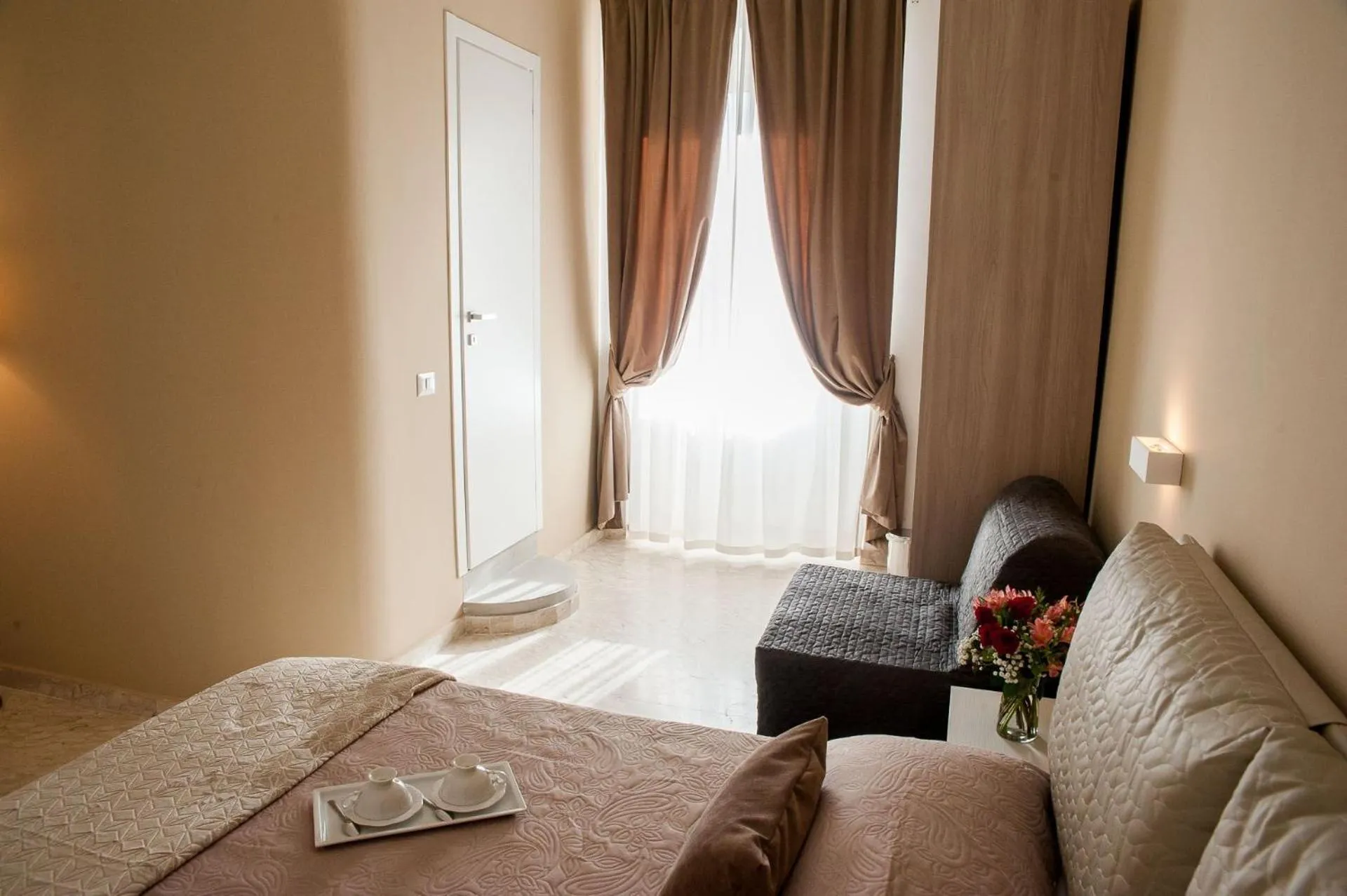 Bed in Lifestyle Veneto Suite