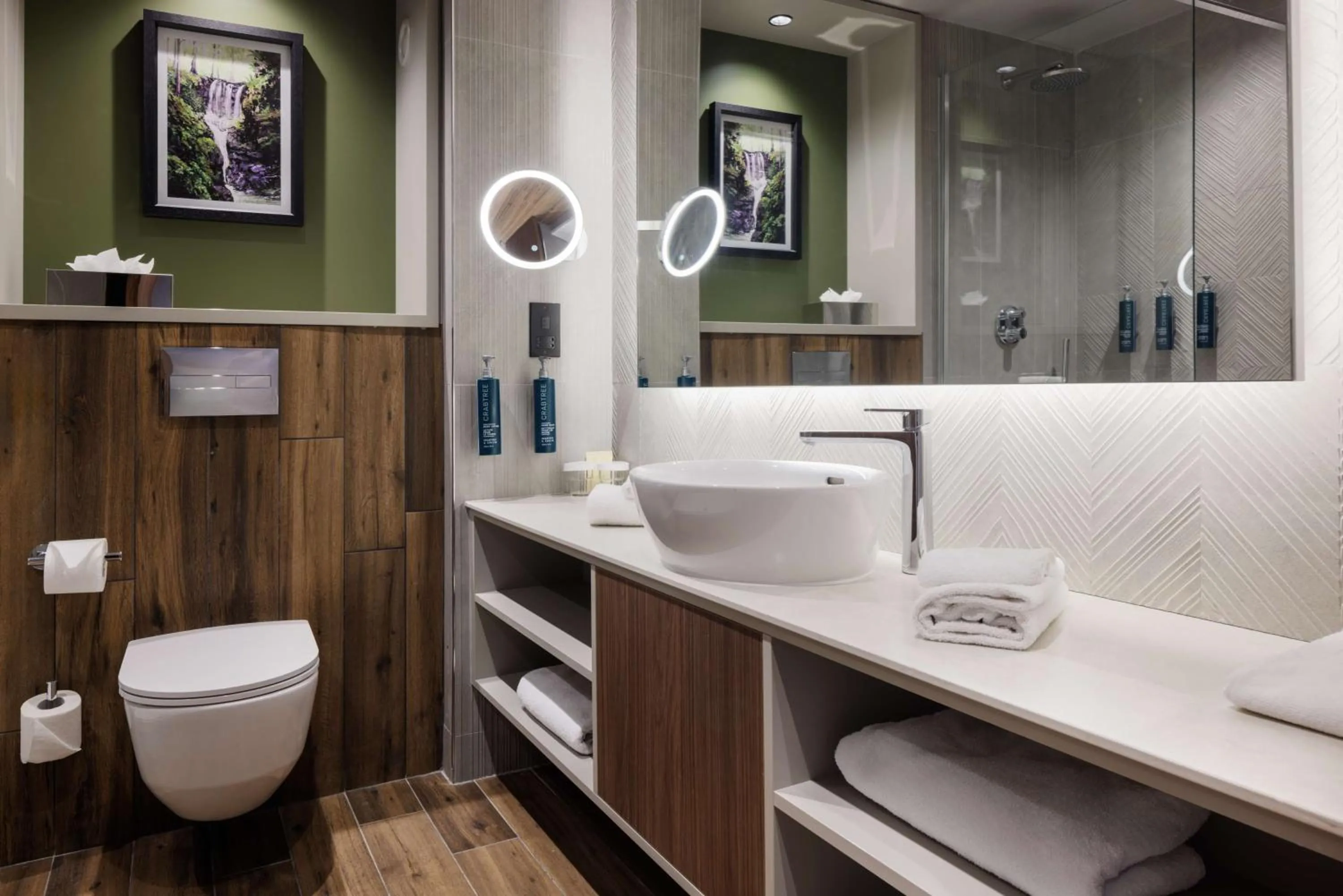 Bathroom in Doubletree by Hilton Belfast Templepatrick