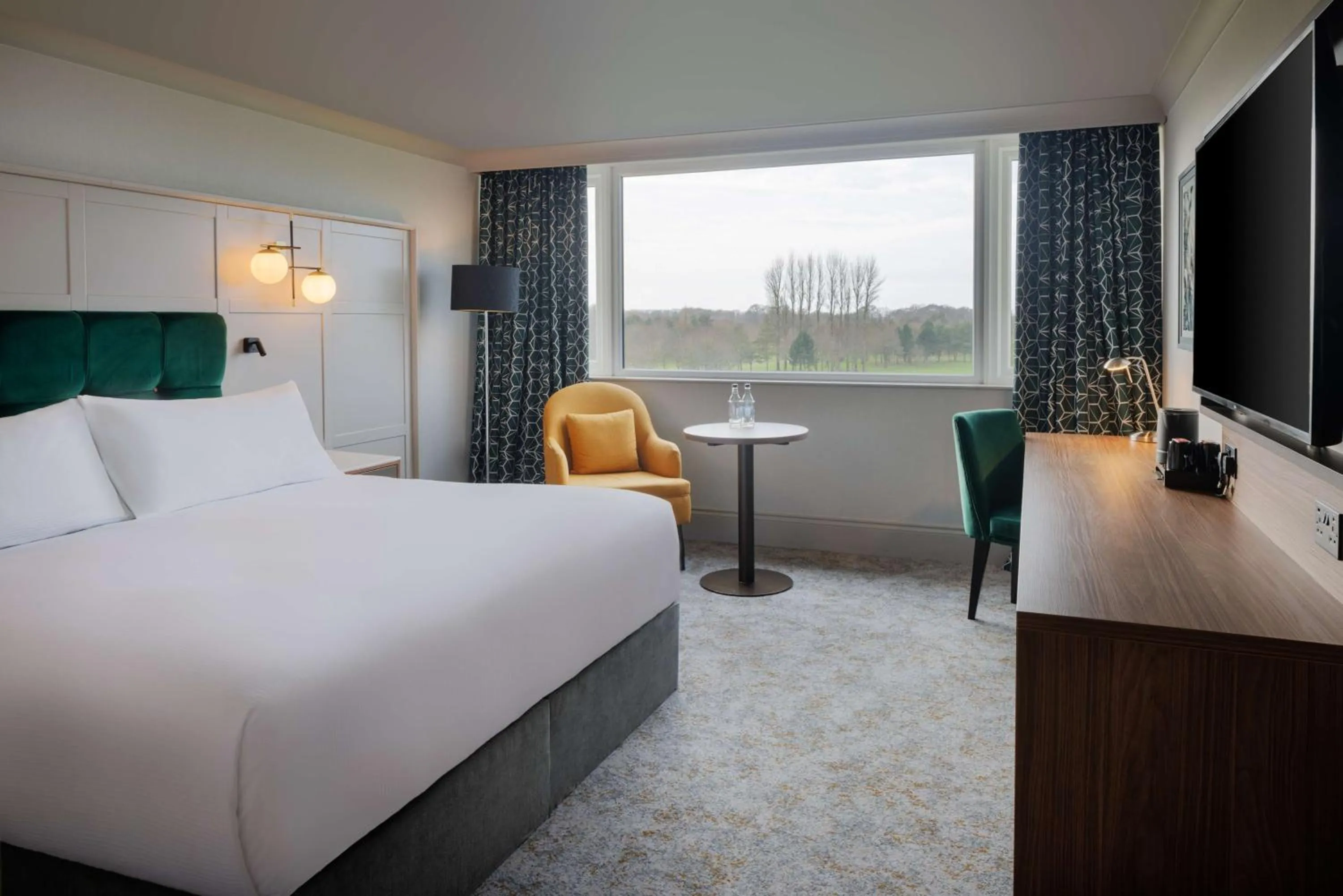 Bed in Doubletree by Hilton Belfast Templepatrick