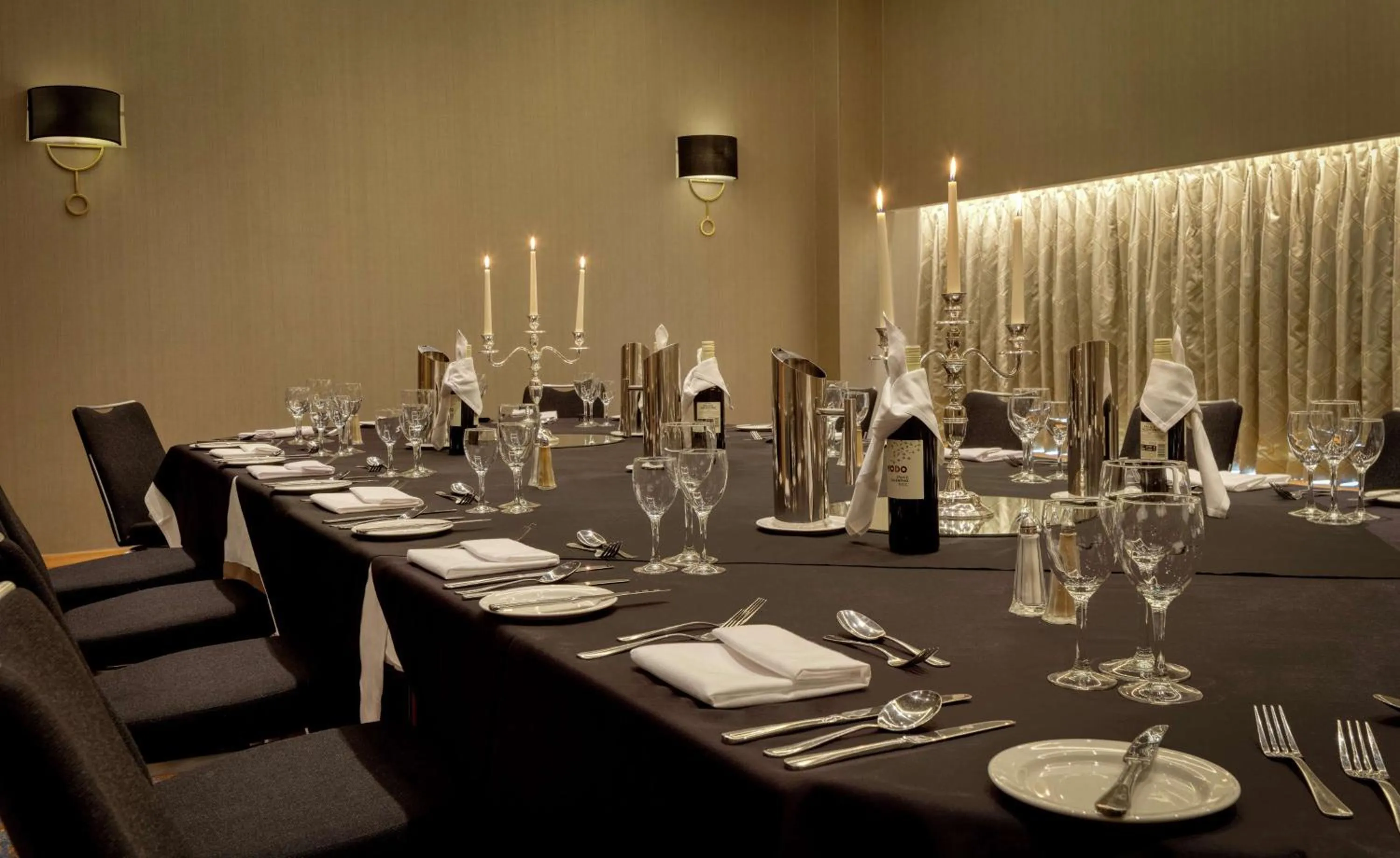 Restaurant/places to eat in Hilton Belfast