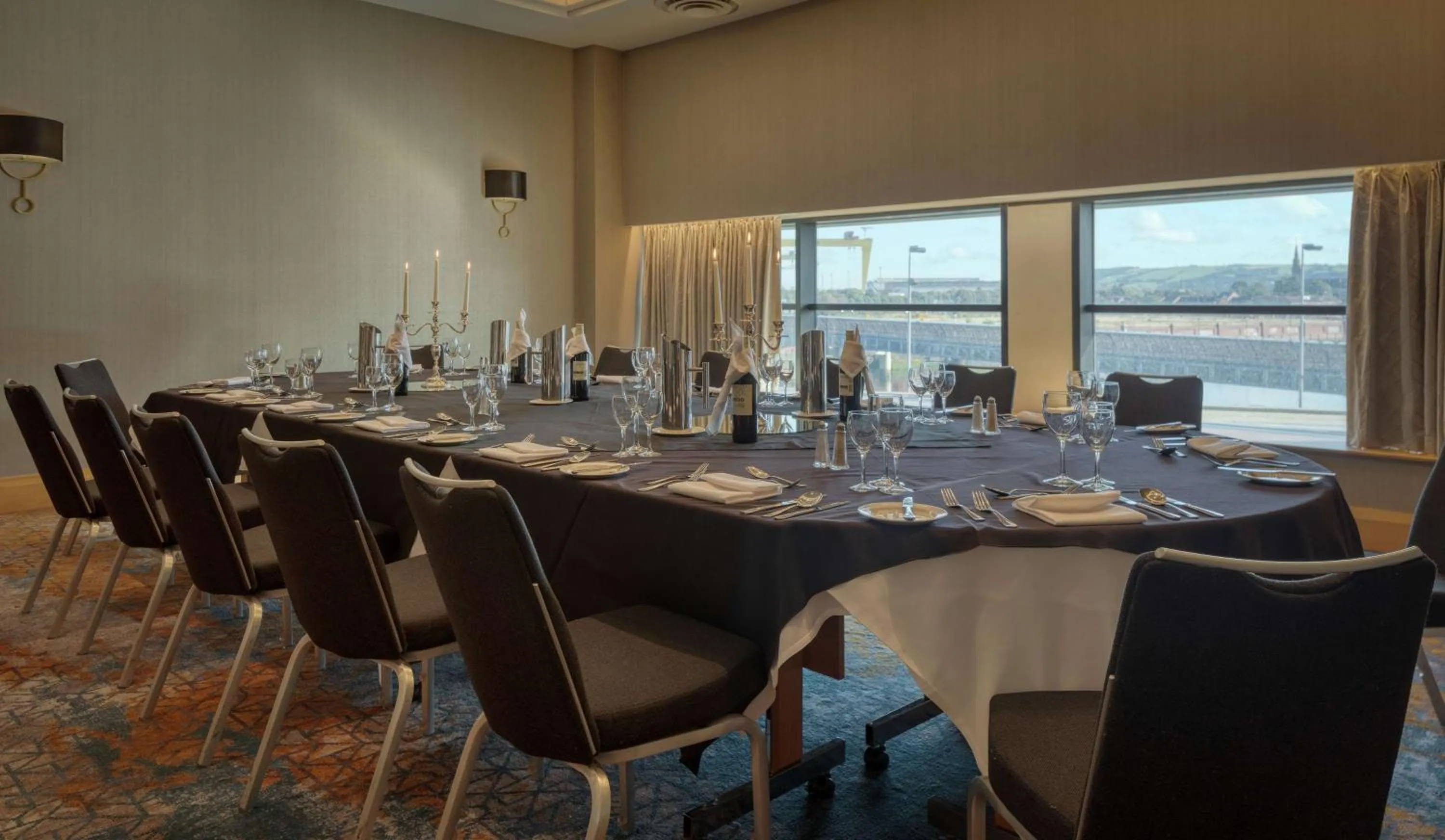 Restaurant/places to eat in Hilton Belfast