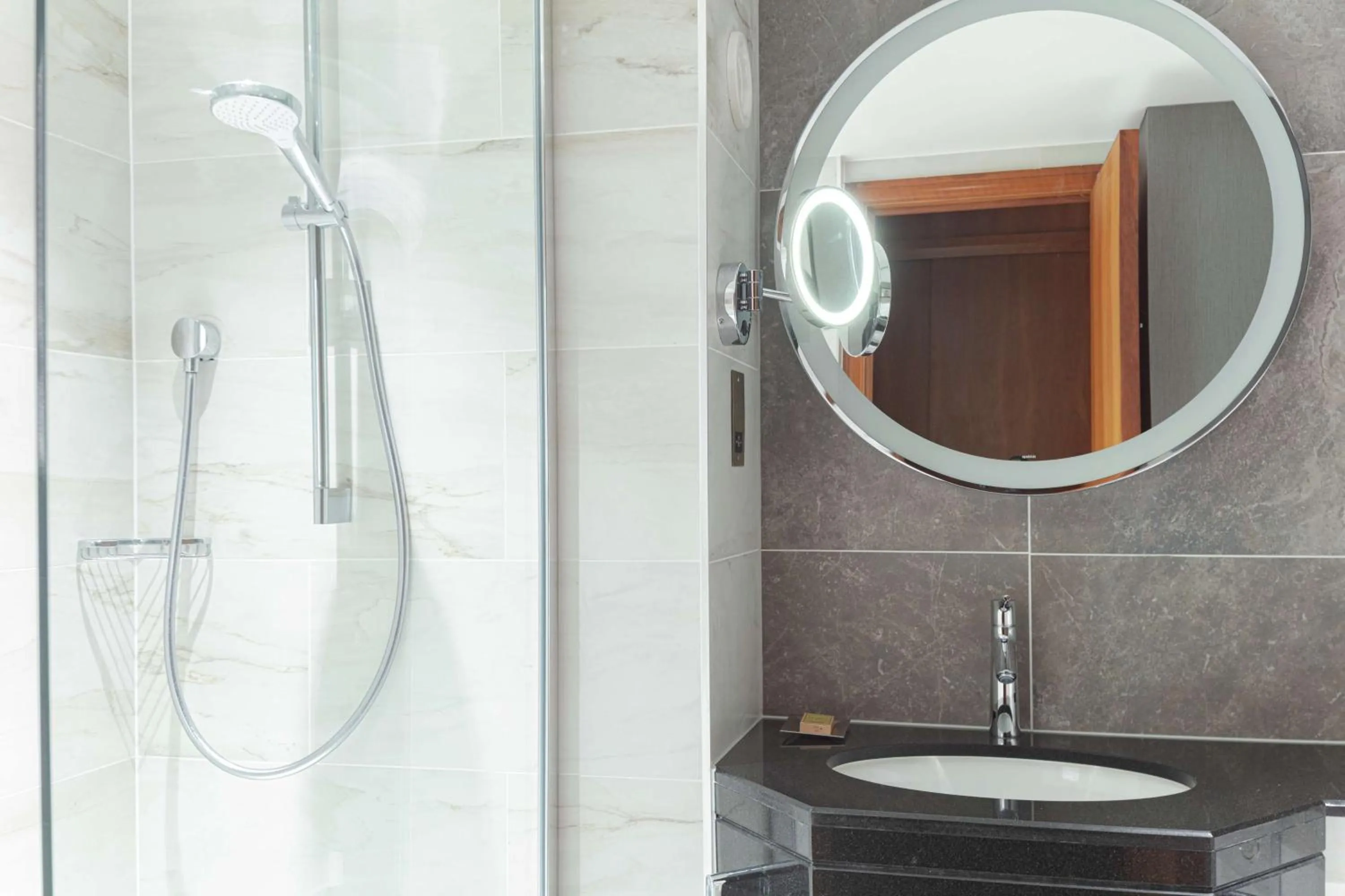 Bathroom in Hilton Belfast