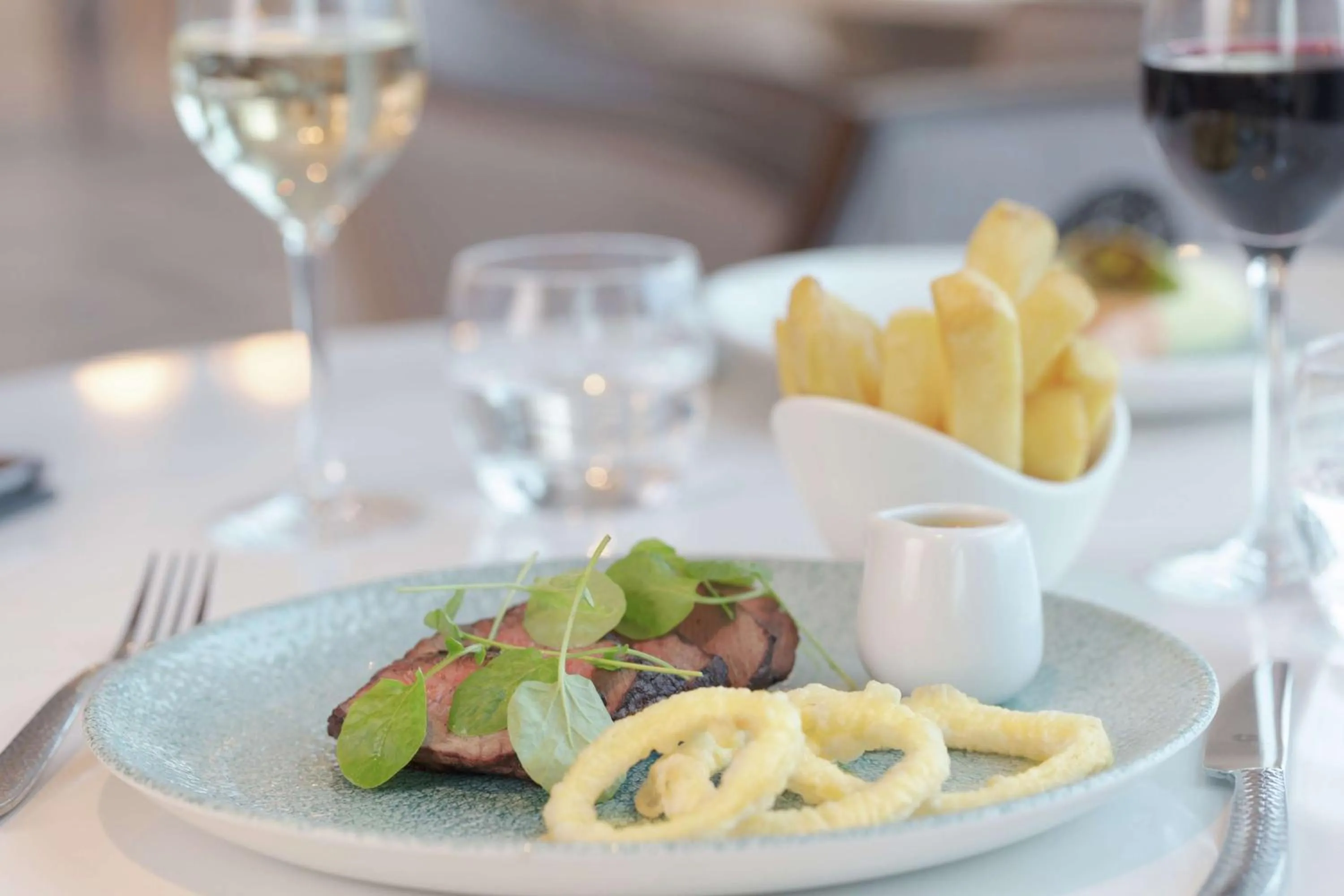 Restaurant/places to eat in Hilton Belfast