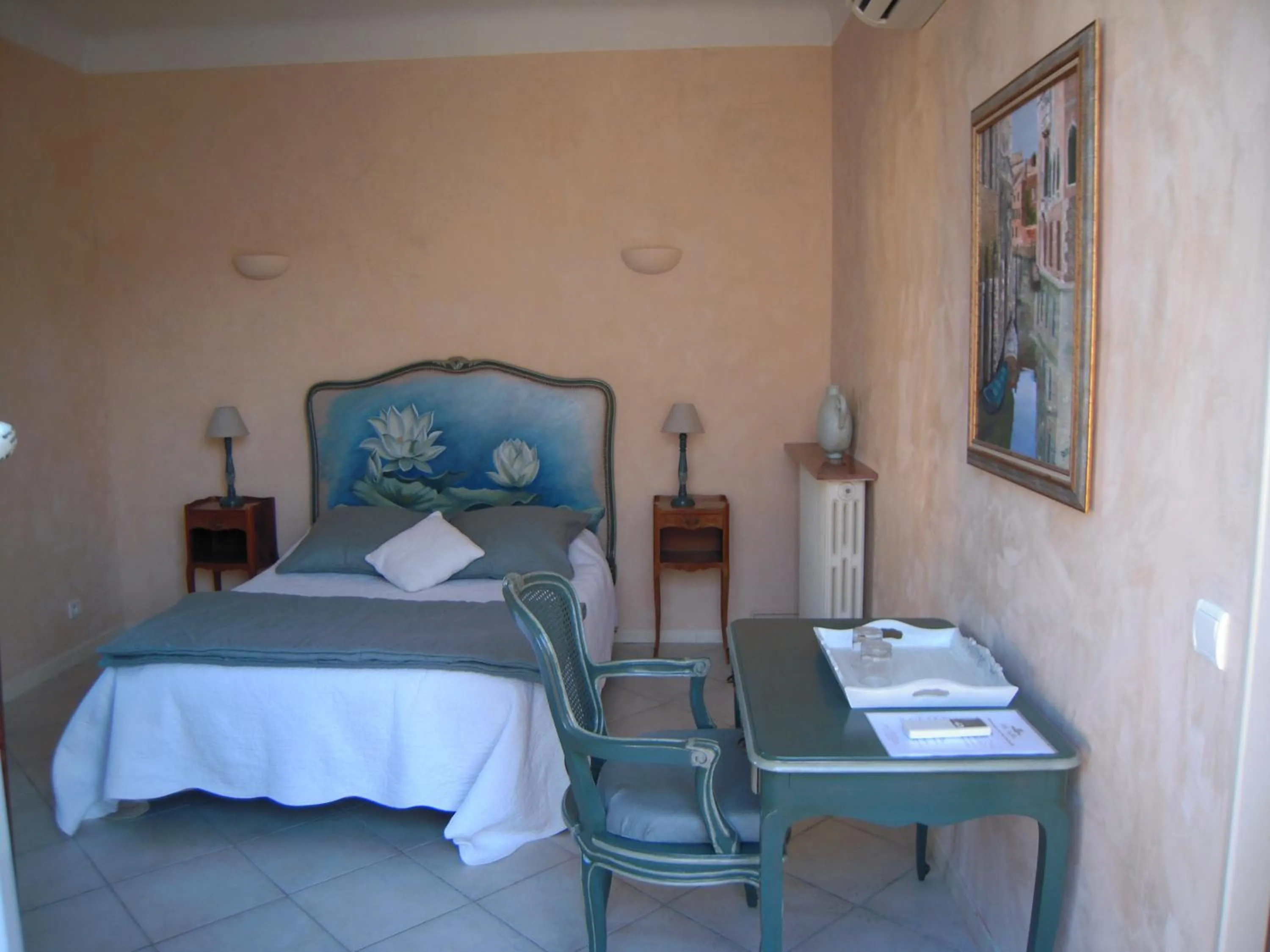 Bedroom, Bed in Villa Valflor chambres d'hôtes et appartements