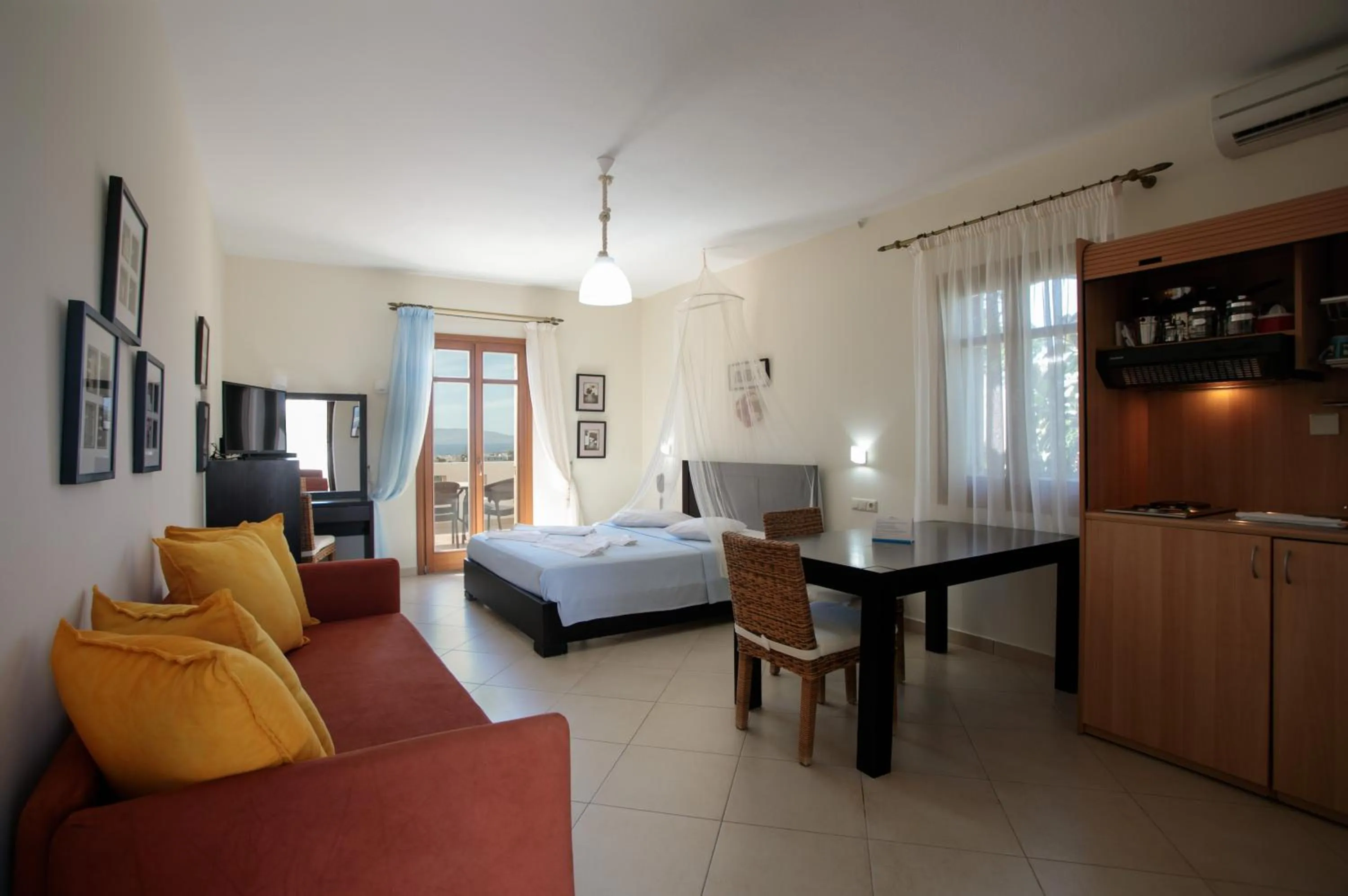 Apartment with Sea View in Margaritari Hotel