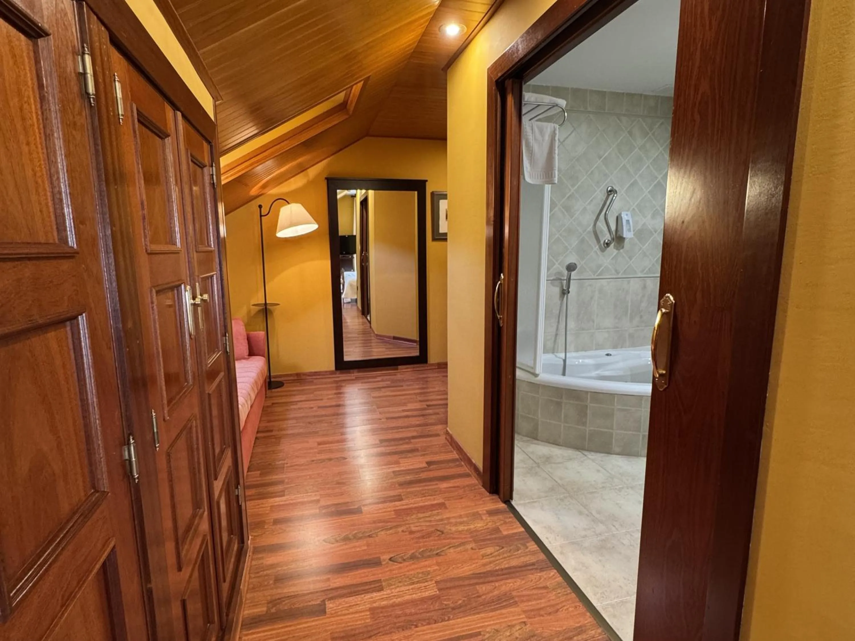 Bathroom in Hotel Cotiella