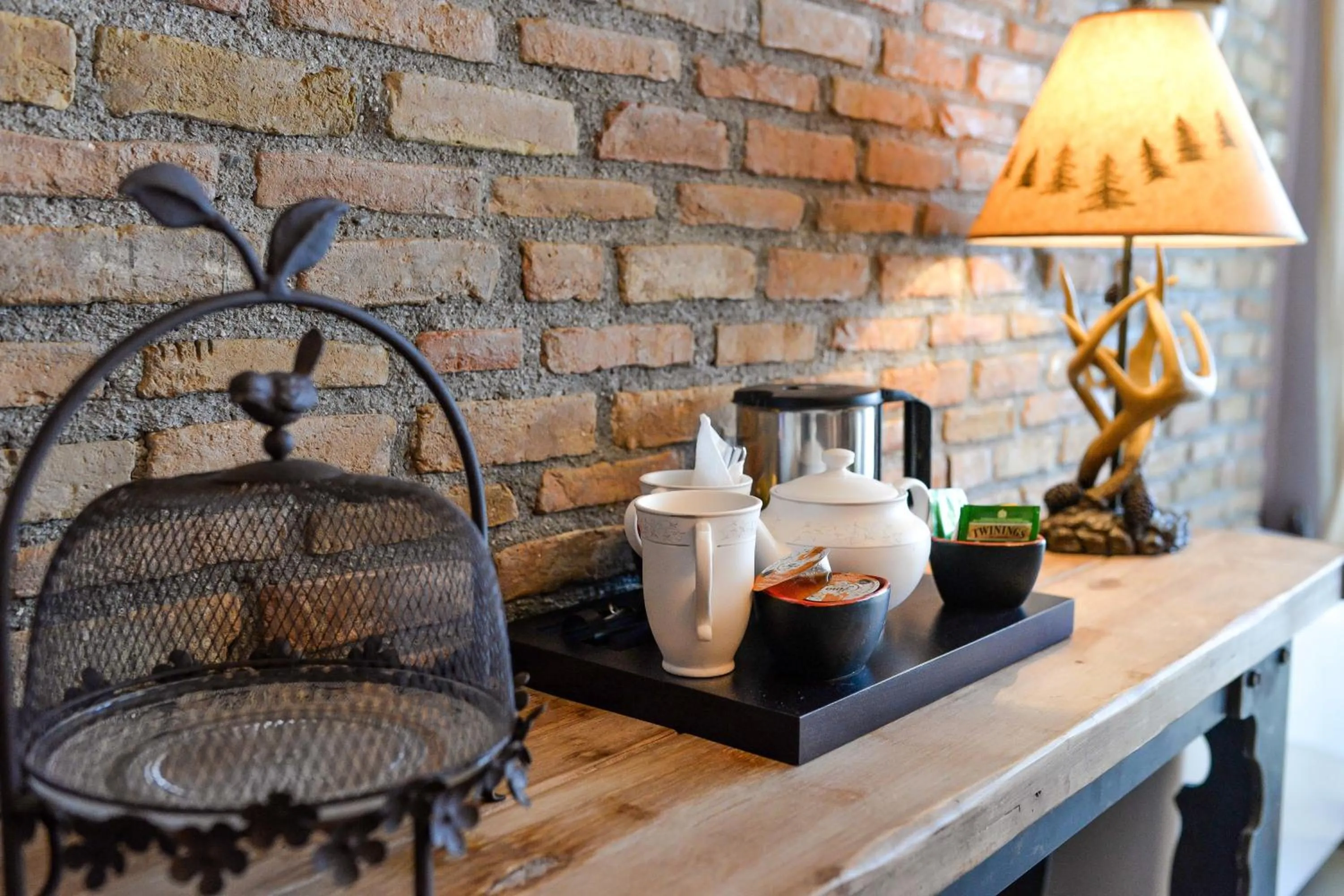 Decorative detail in Vathyskia Guesthouse