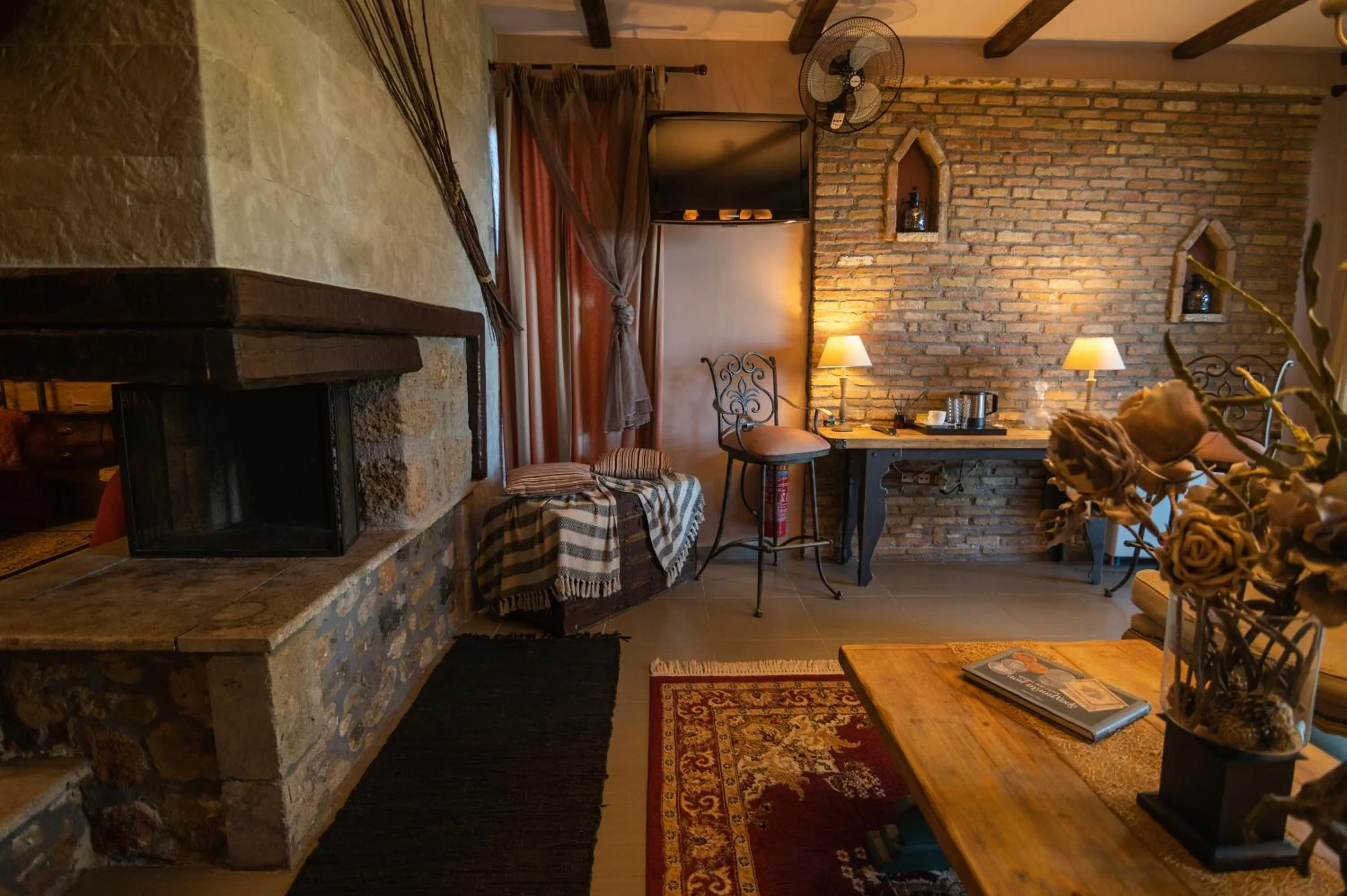 Vathyskia Guesthouse