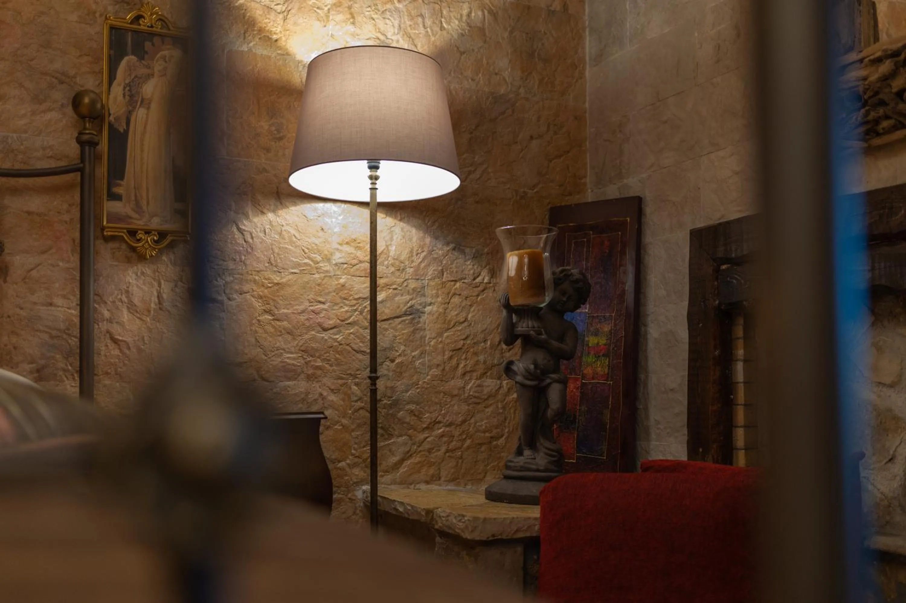 Bed in Vathyskia Guesthouse