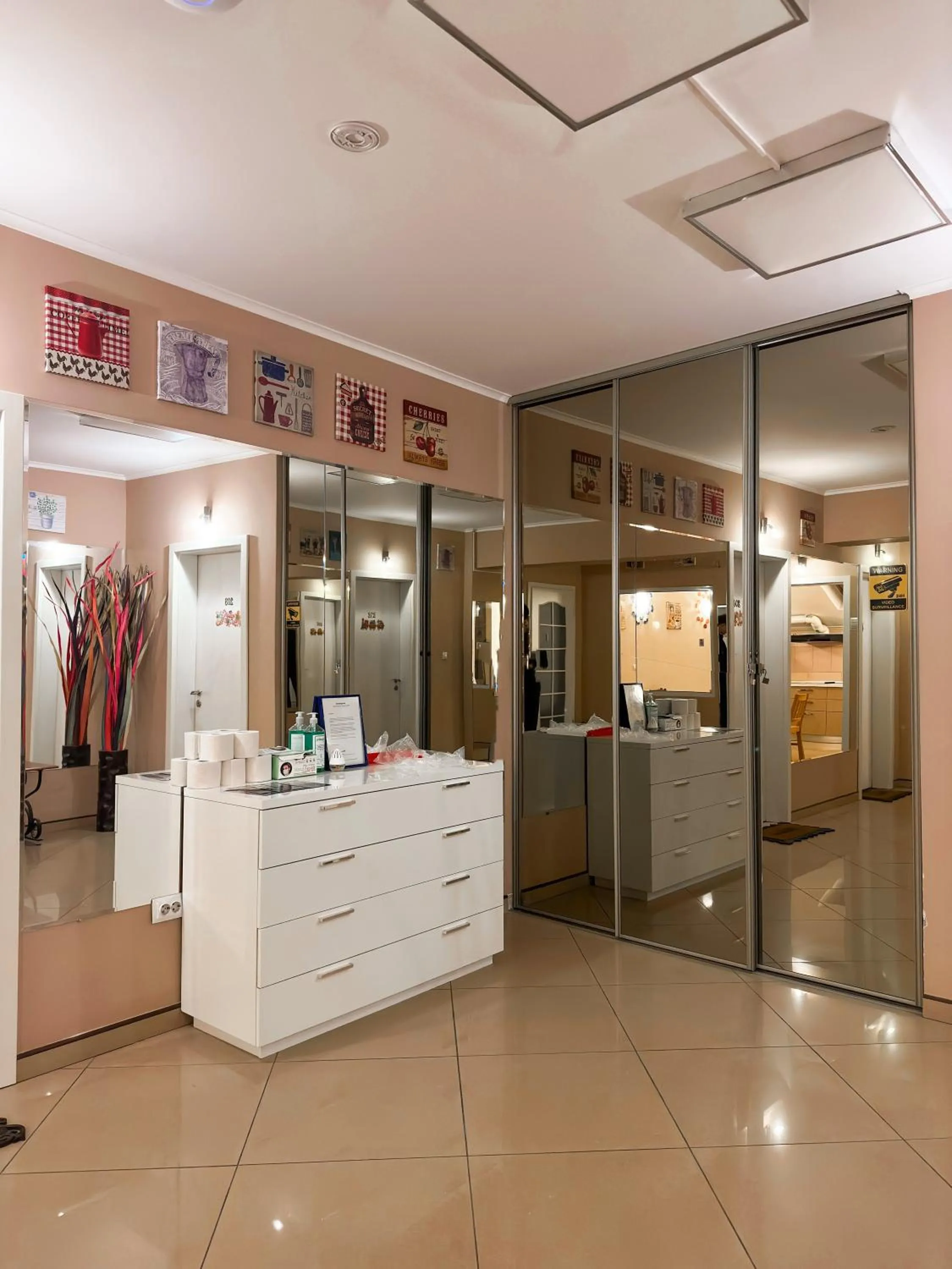 Communal lounge/ TV room in Francesca Residence