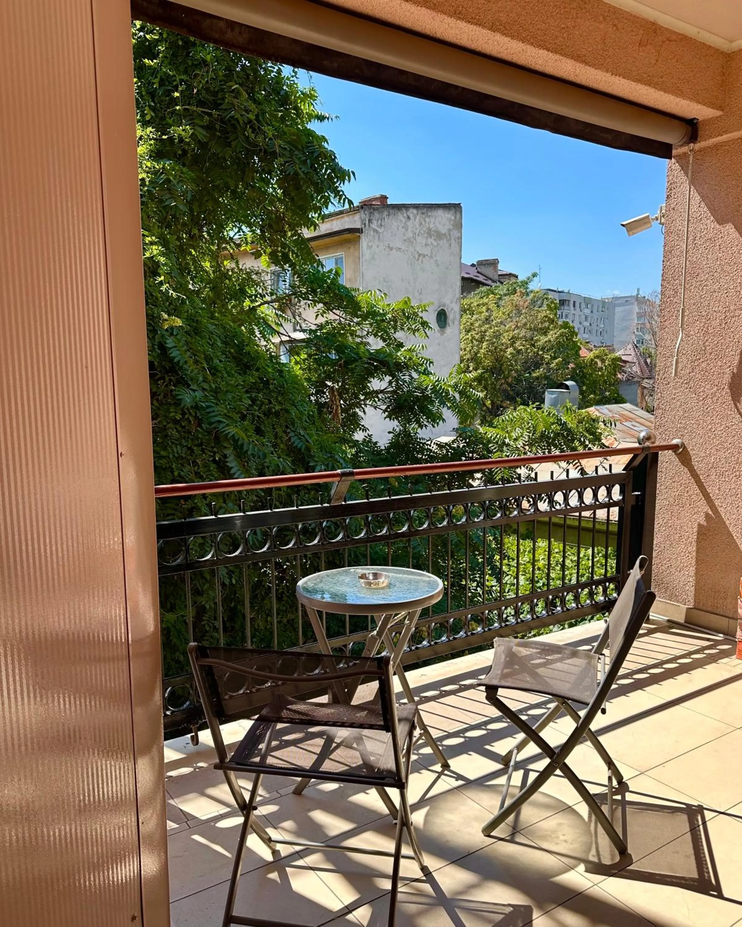 Day in Francesca Residence