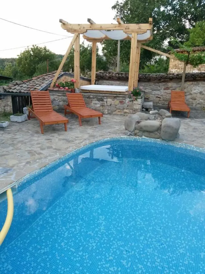 Patio in Hotel Pri Chakara