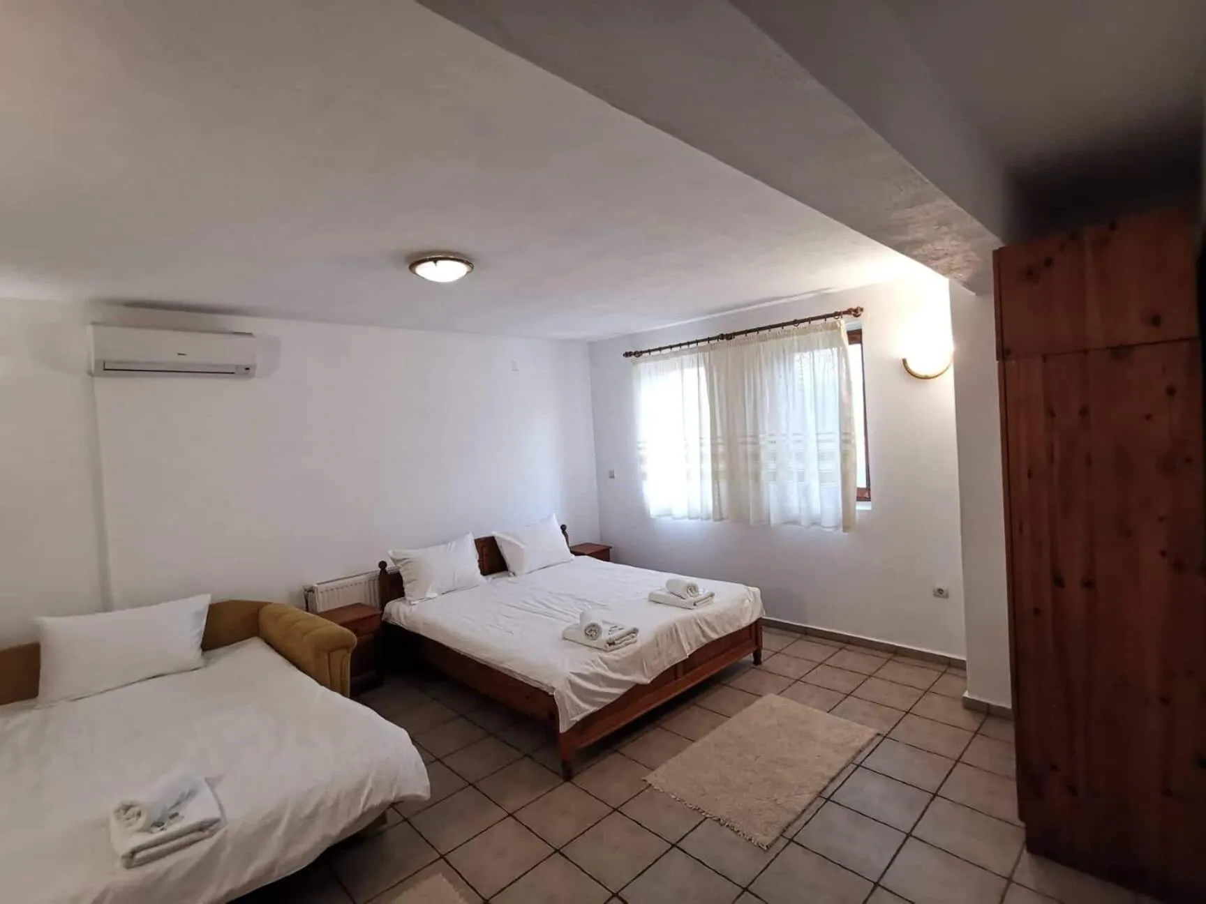 Bed in Hotel Pri Chakara