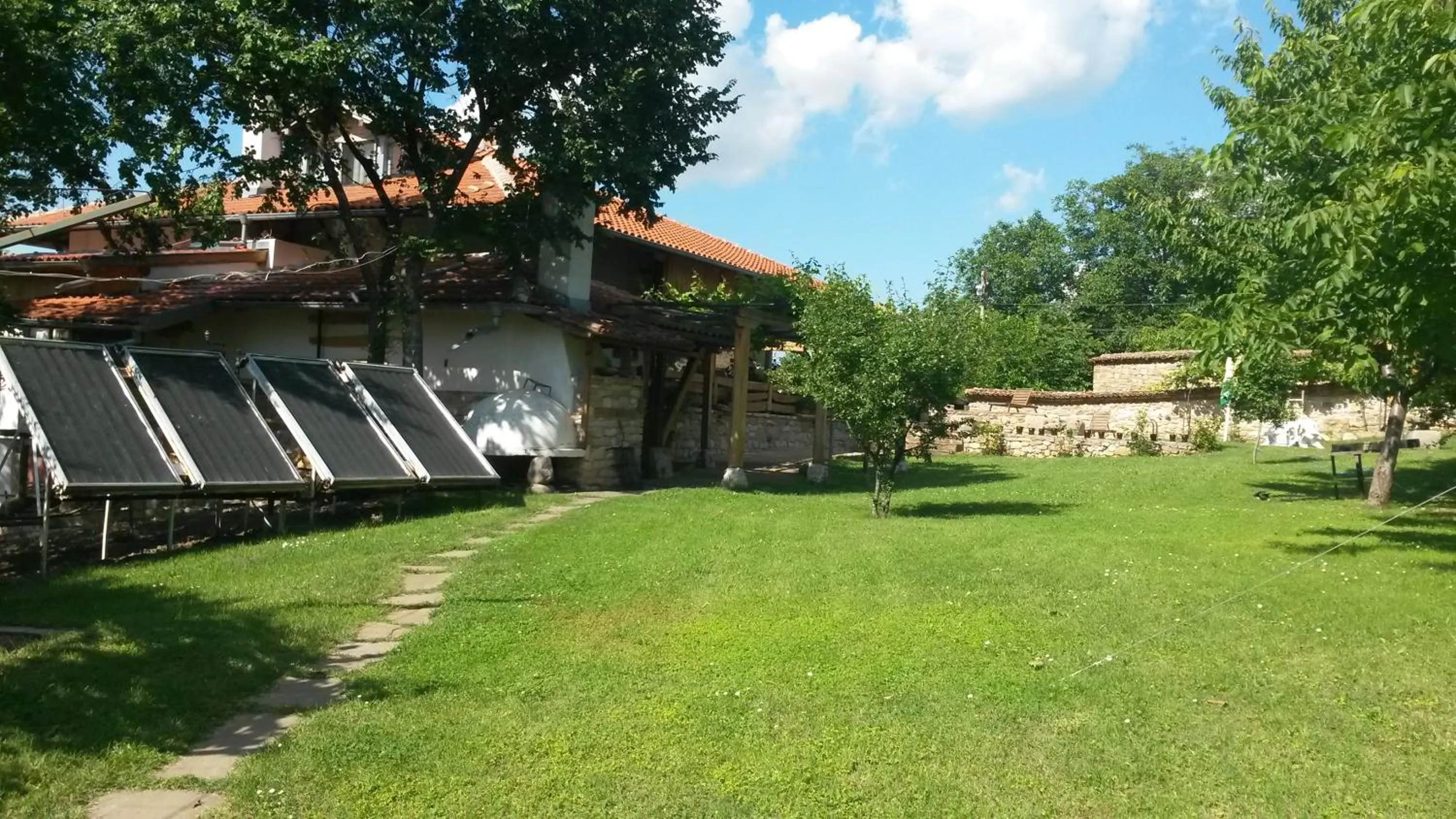 Garden view in Hotel Pri Chakara
