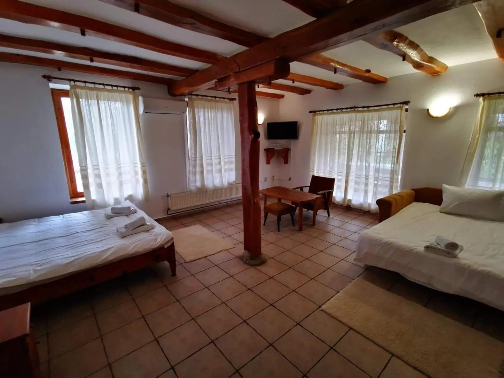 Bed in Hotel Pri Chakara