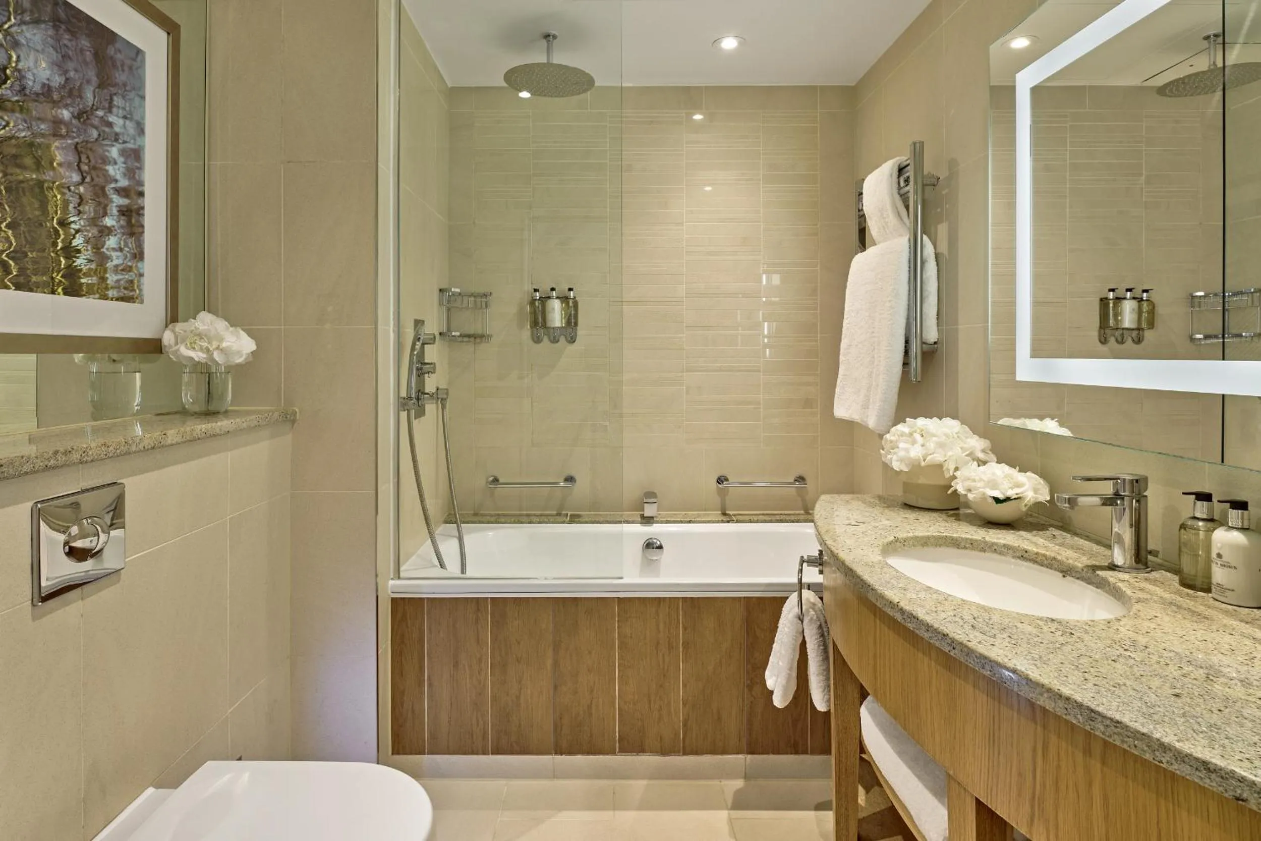 Bathroom in London Hilton on Park Lane