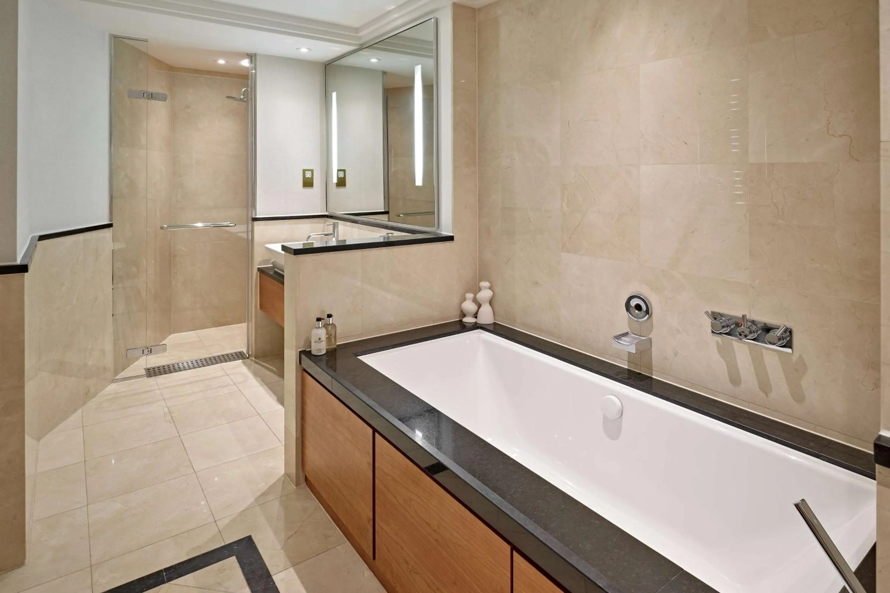 Bathroom in London Hilton on Park Lane