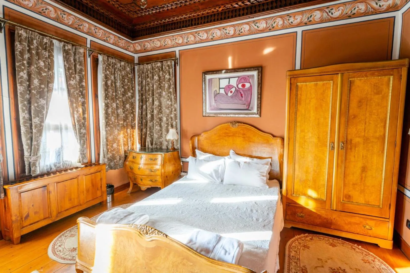 Bed in Old Legends Hotel