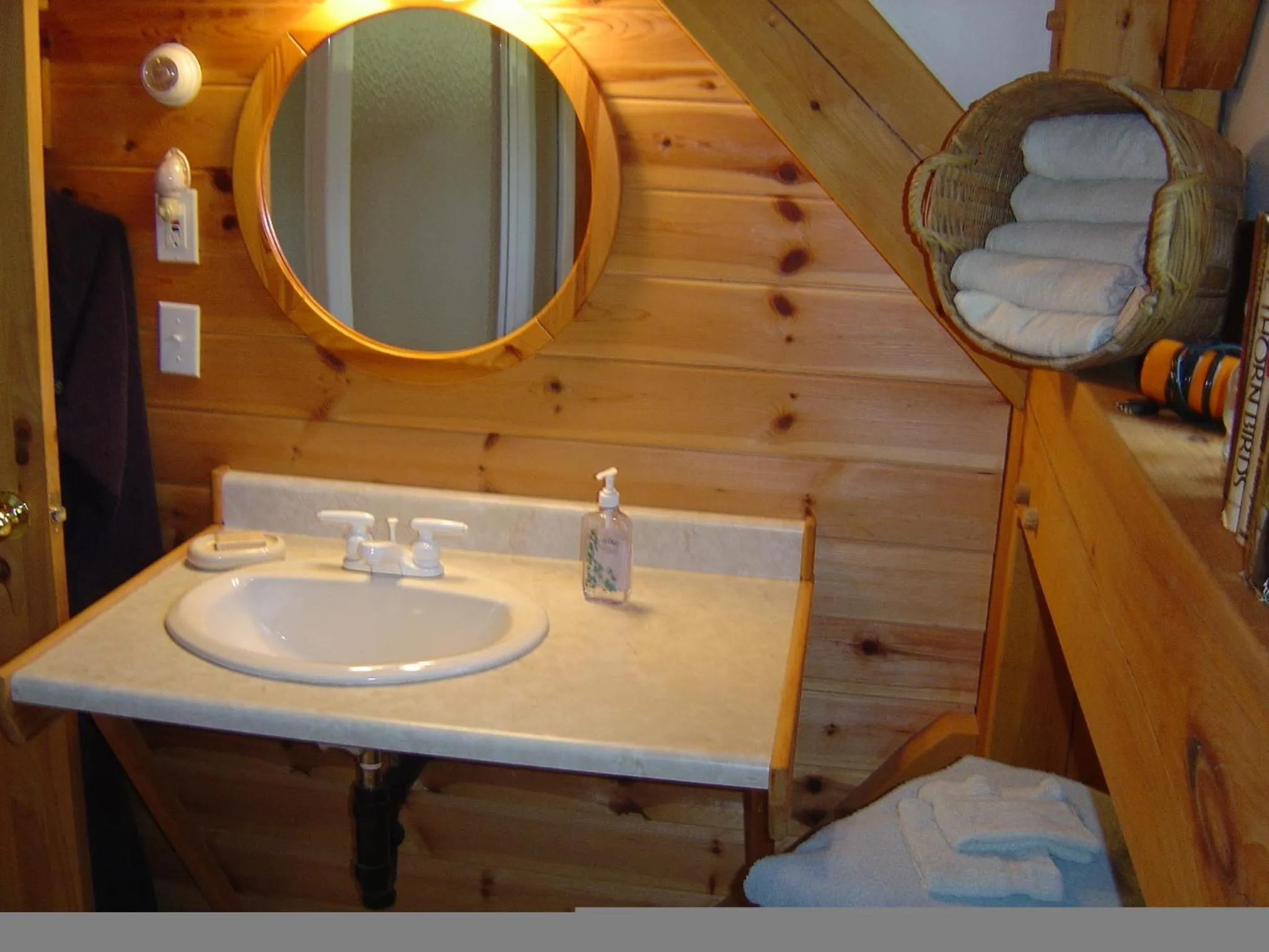 Bathroom in Sunny Rock Bed & Breakfast