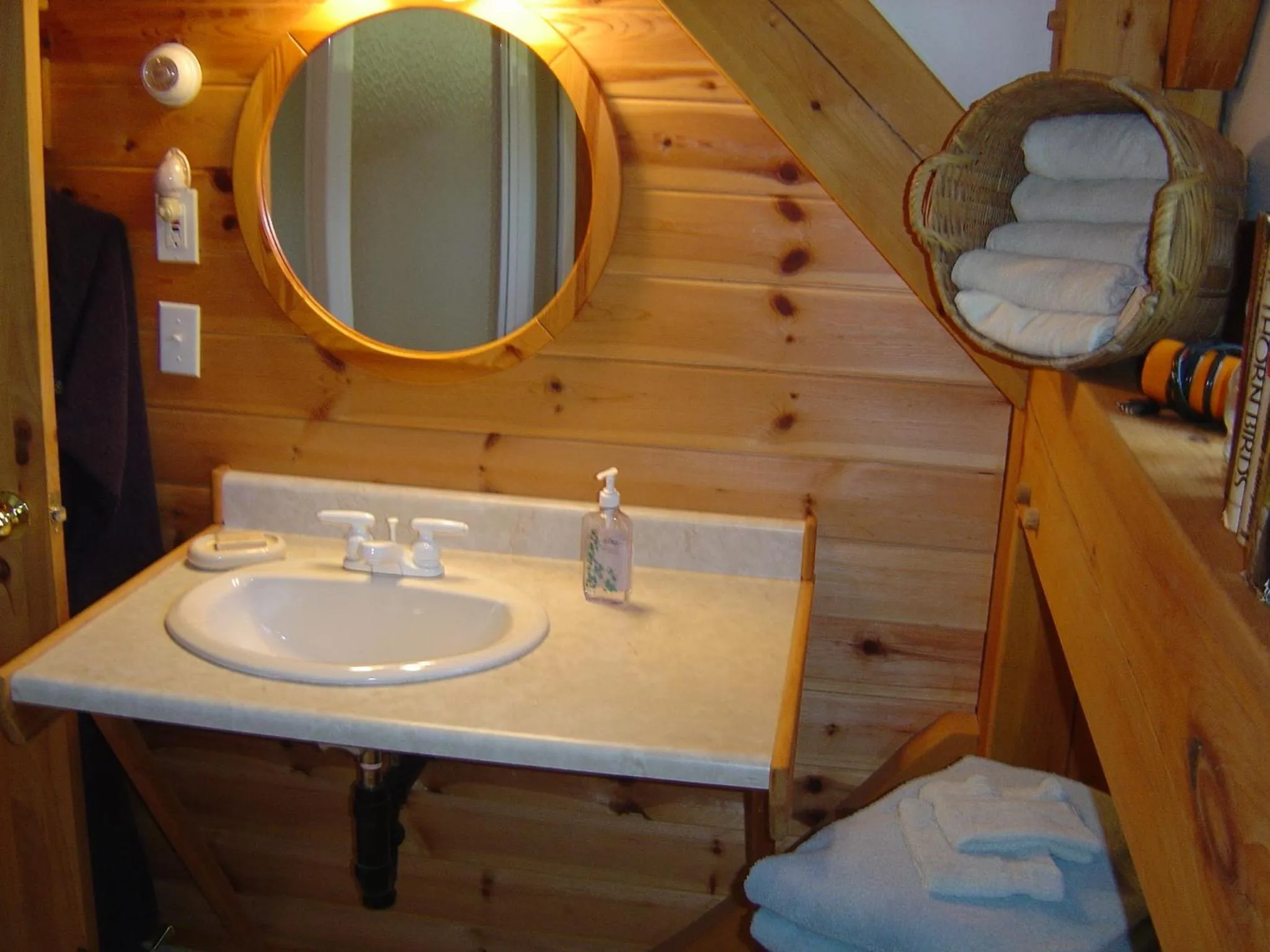 Bathroom in Sunny Rock Bed & Breakfast