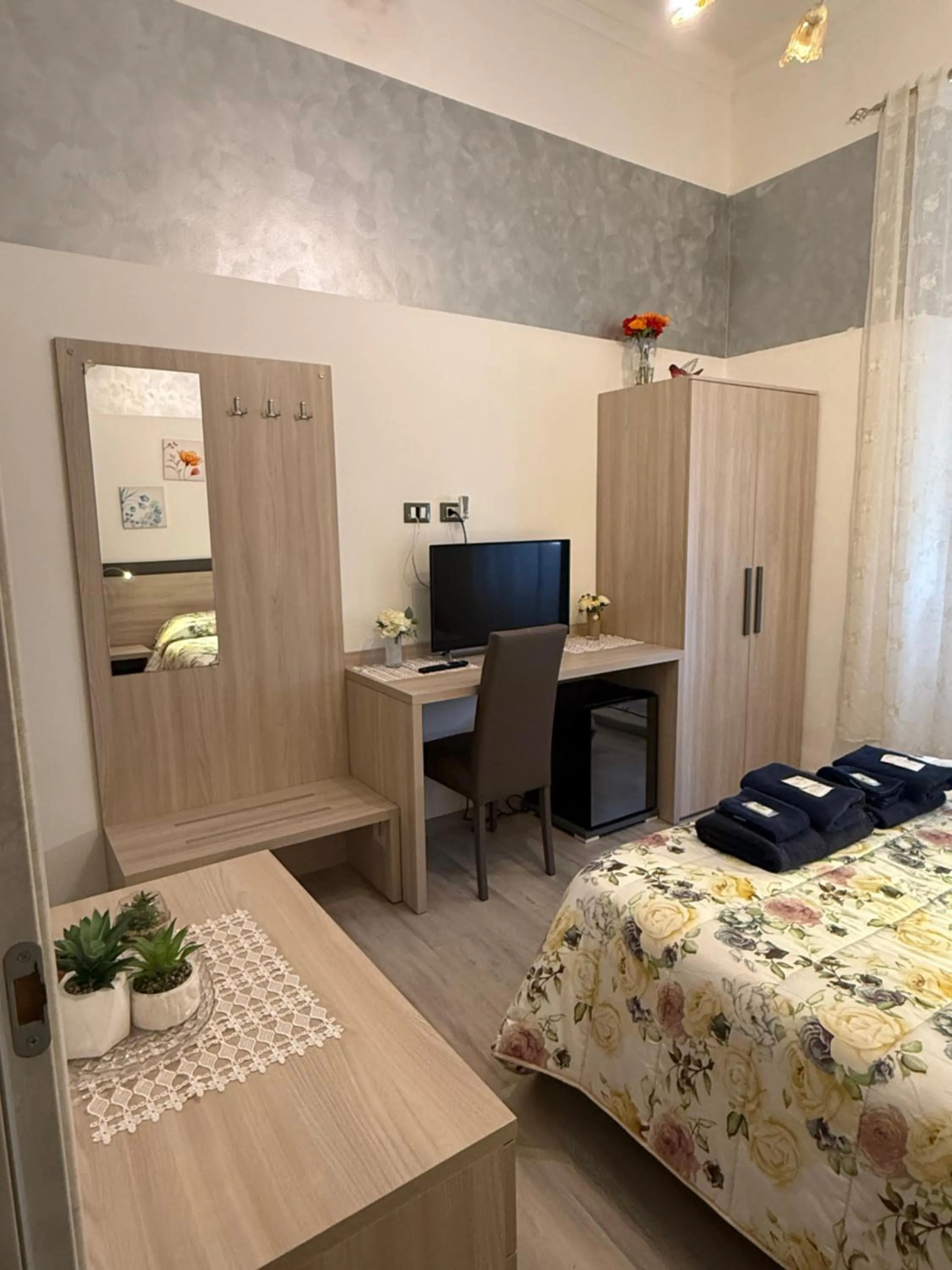 TV and multimedia, Bed in Albergo Astro