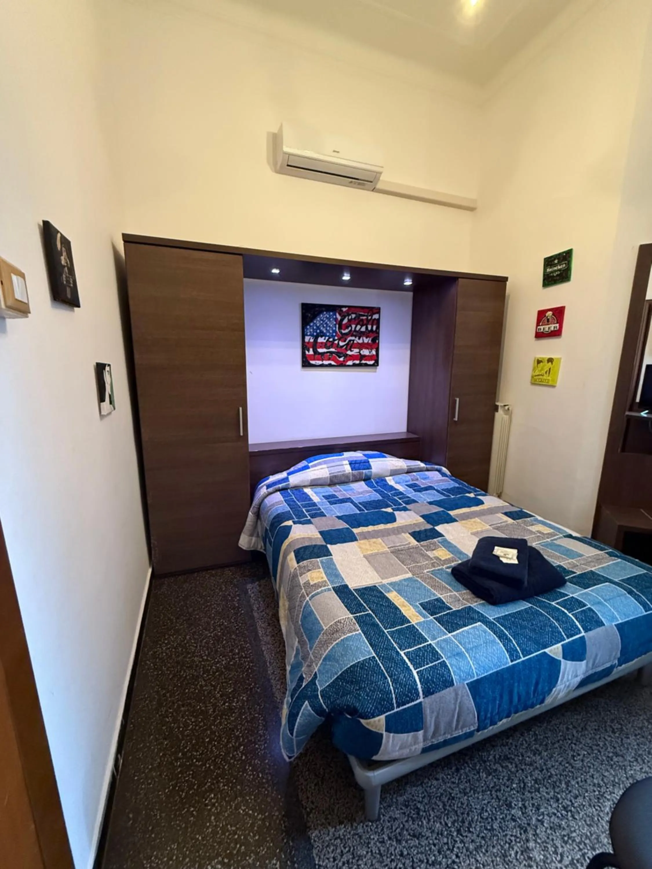 air conditioner, Bed in Albergo Astro