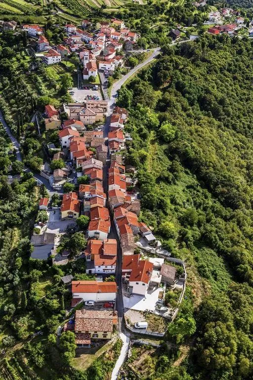 Apartmaji Hrvatin v Kortah