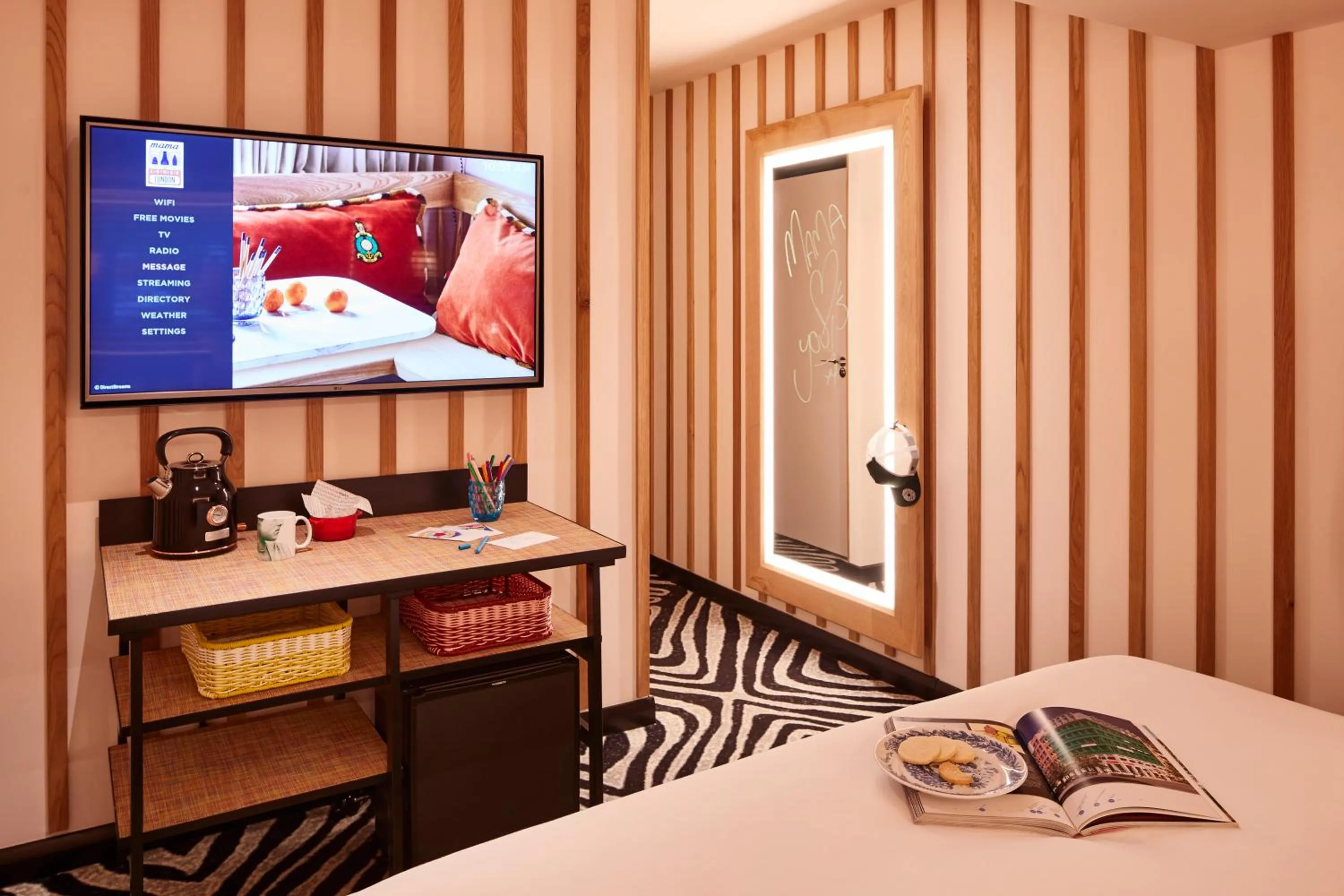 Bed in Mama Shelter London - Shoreditch