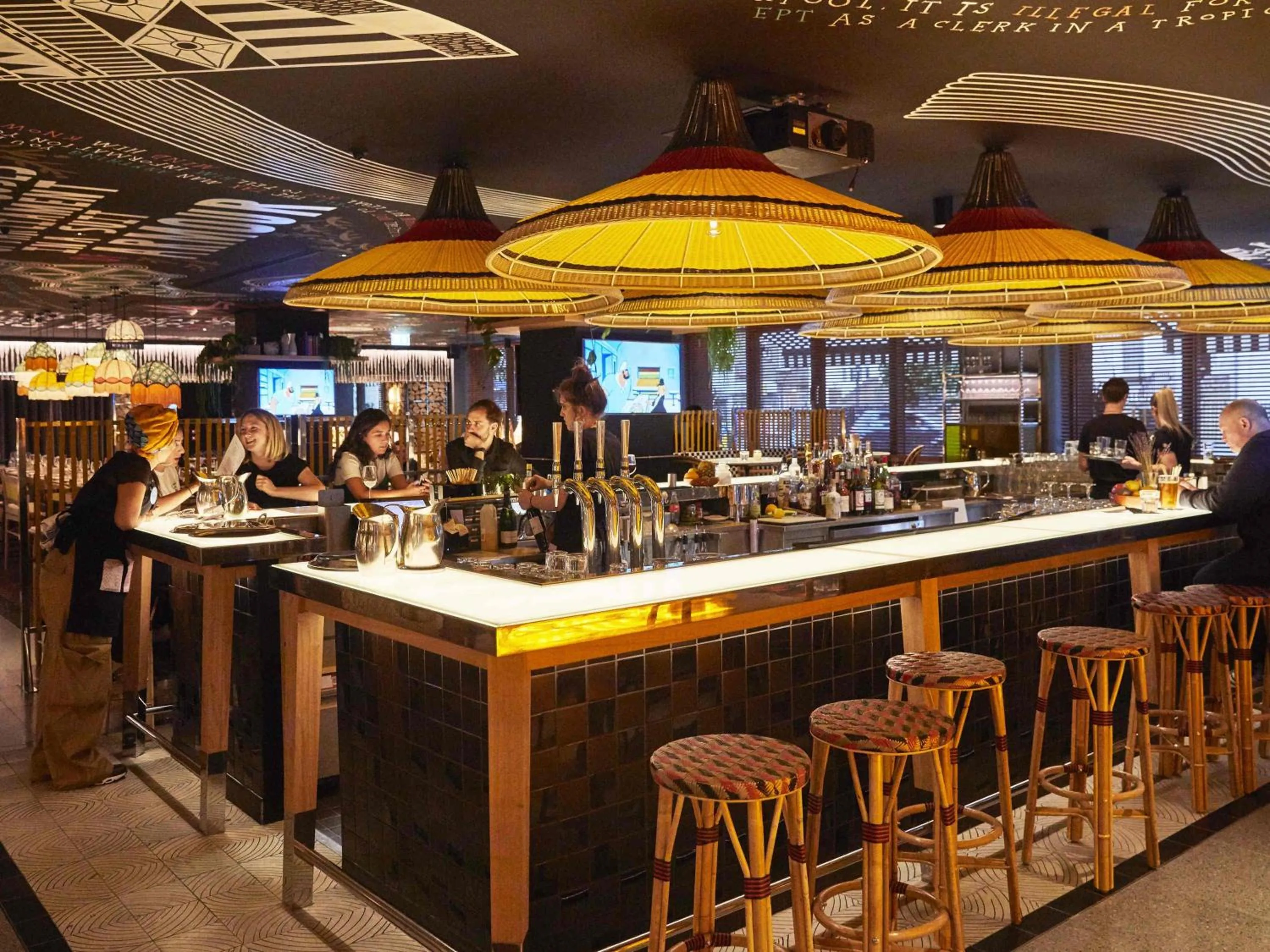 Lounge or bar in Mama Shelter London - Shoreditch