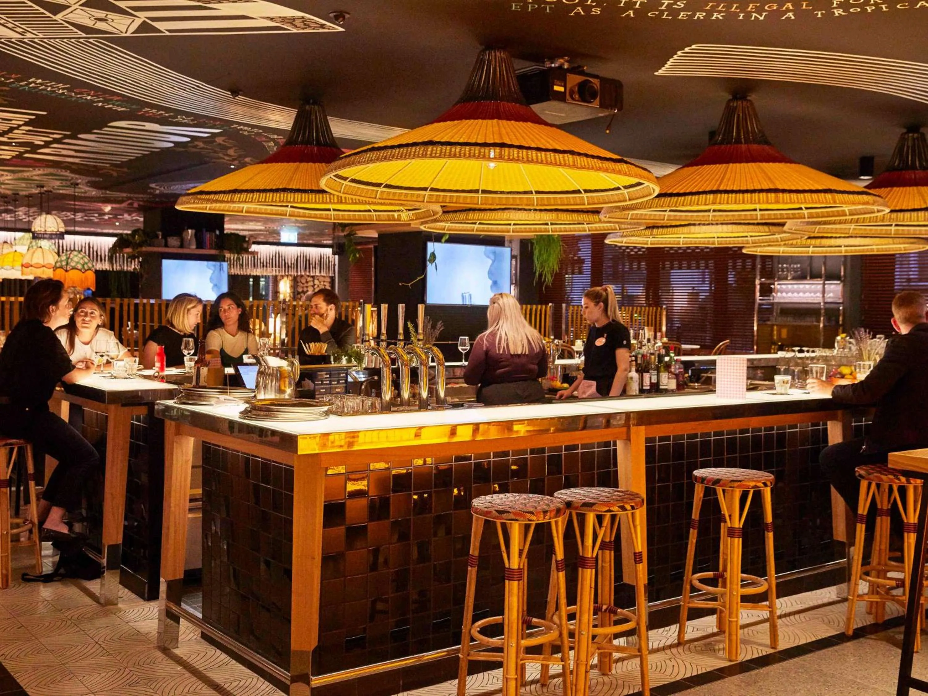 Lounge or bar in Mama Shelter London - Shoreditch