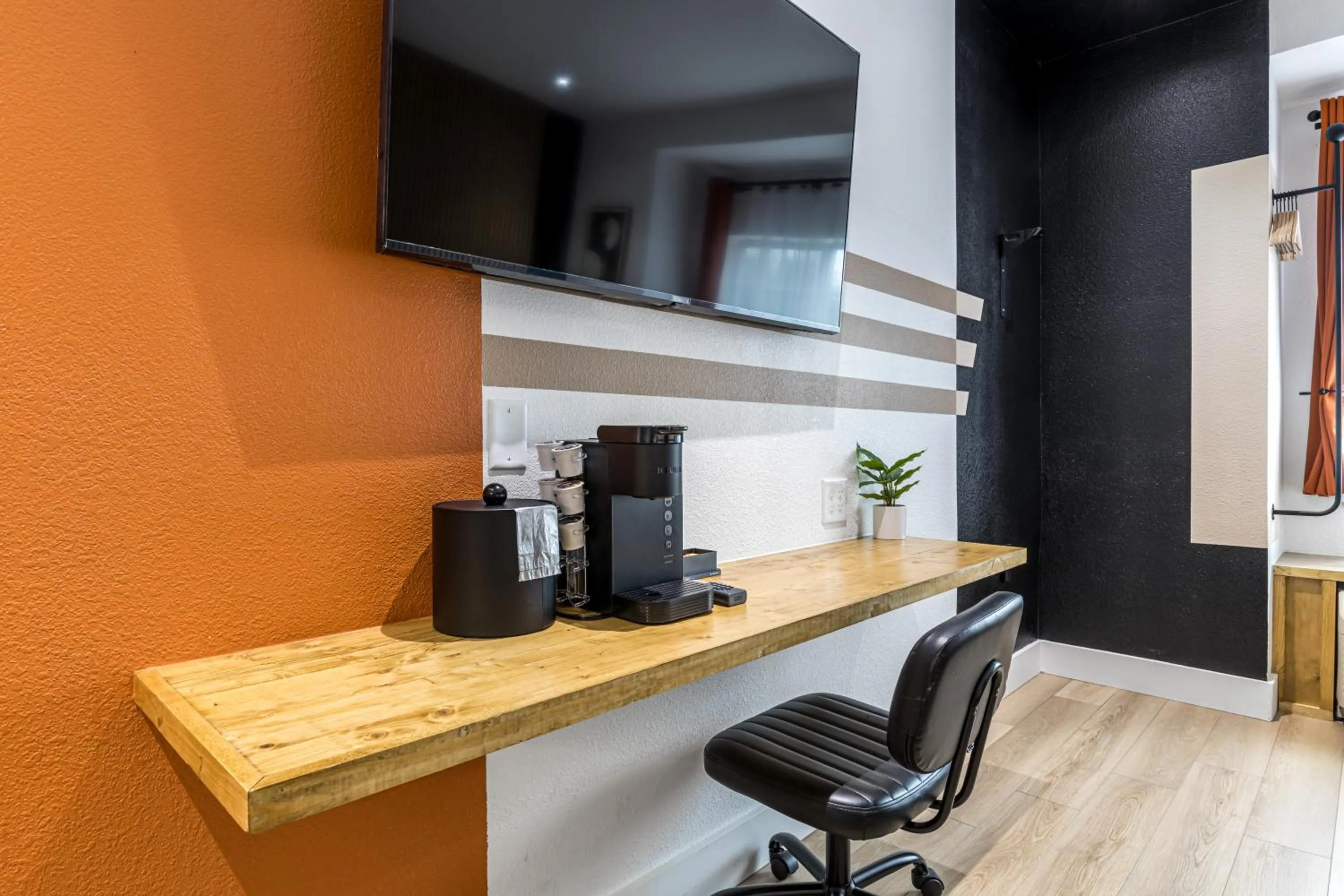 TV and multimedia in The Block Hotel