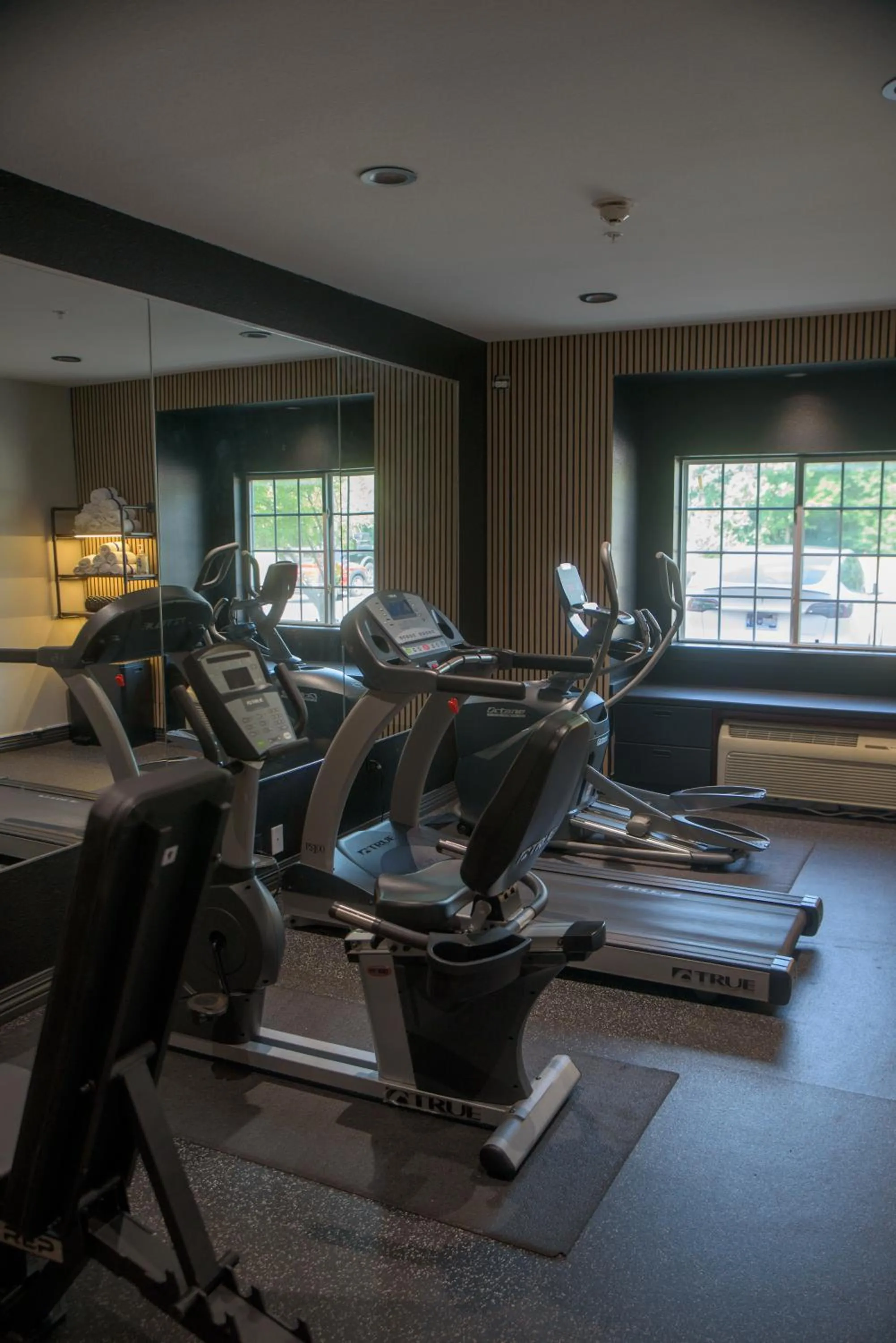 Fitness centre/facilities in The Block Hotel