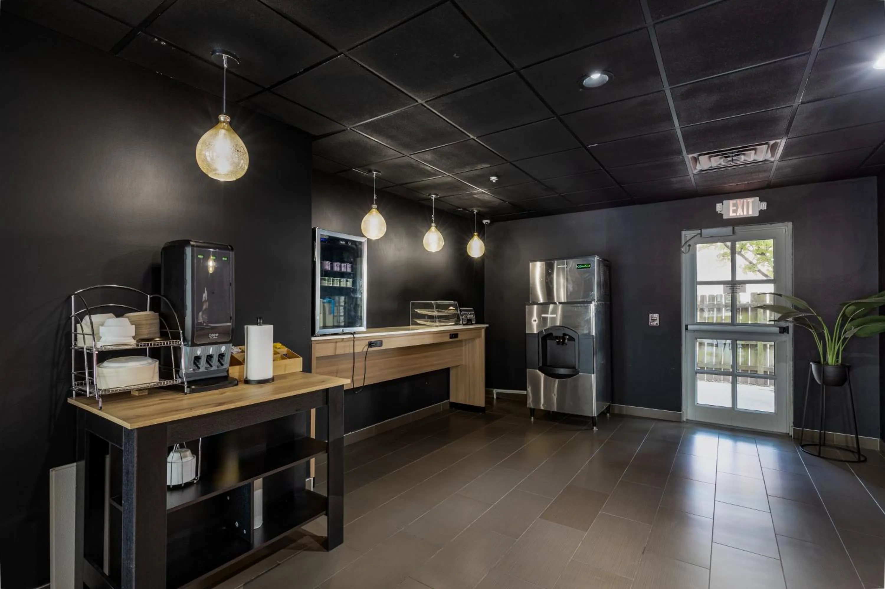 Coffee/tea facilities in The Block Hotel