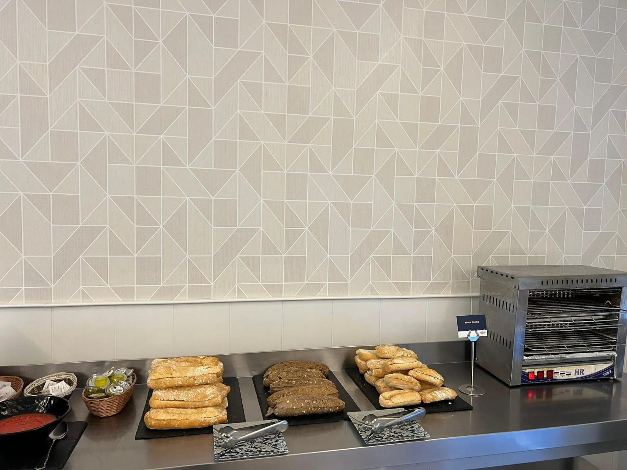 Buffet breakfast in Hotel Restaurante Boabdil