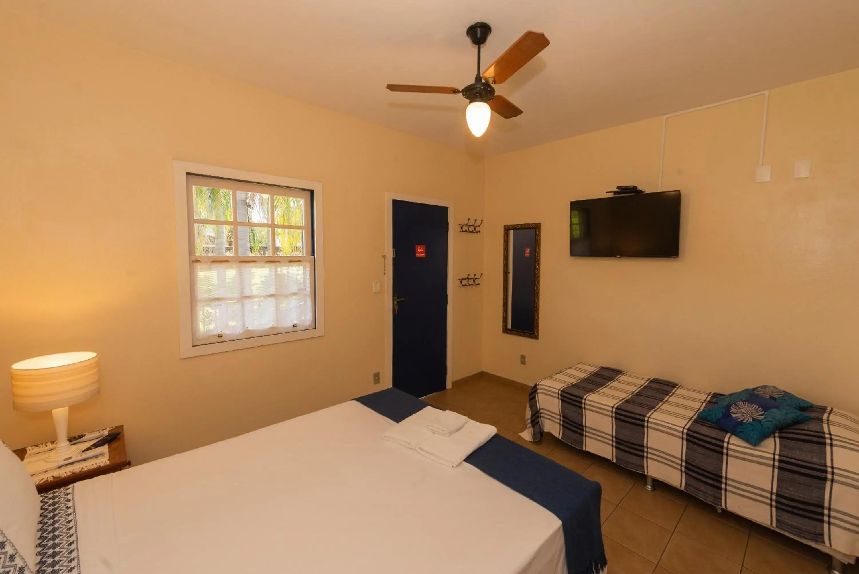 Double Room with Extra Bed in Pousada Estrada Das Águas, São João del Rei Double Room with Extra Bed in Pousada Estrada Das Águas, São João del Rei