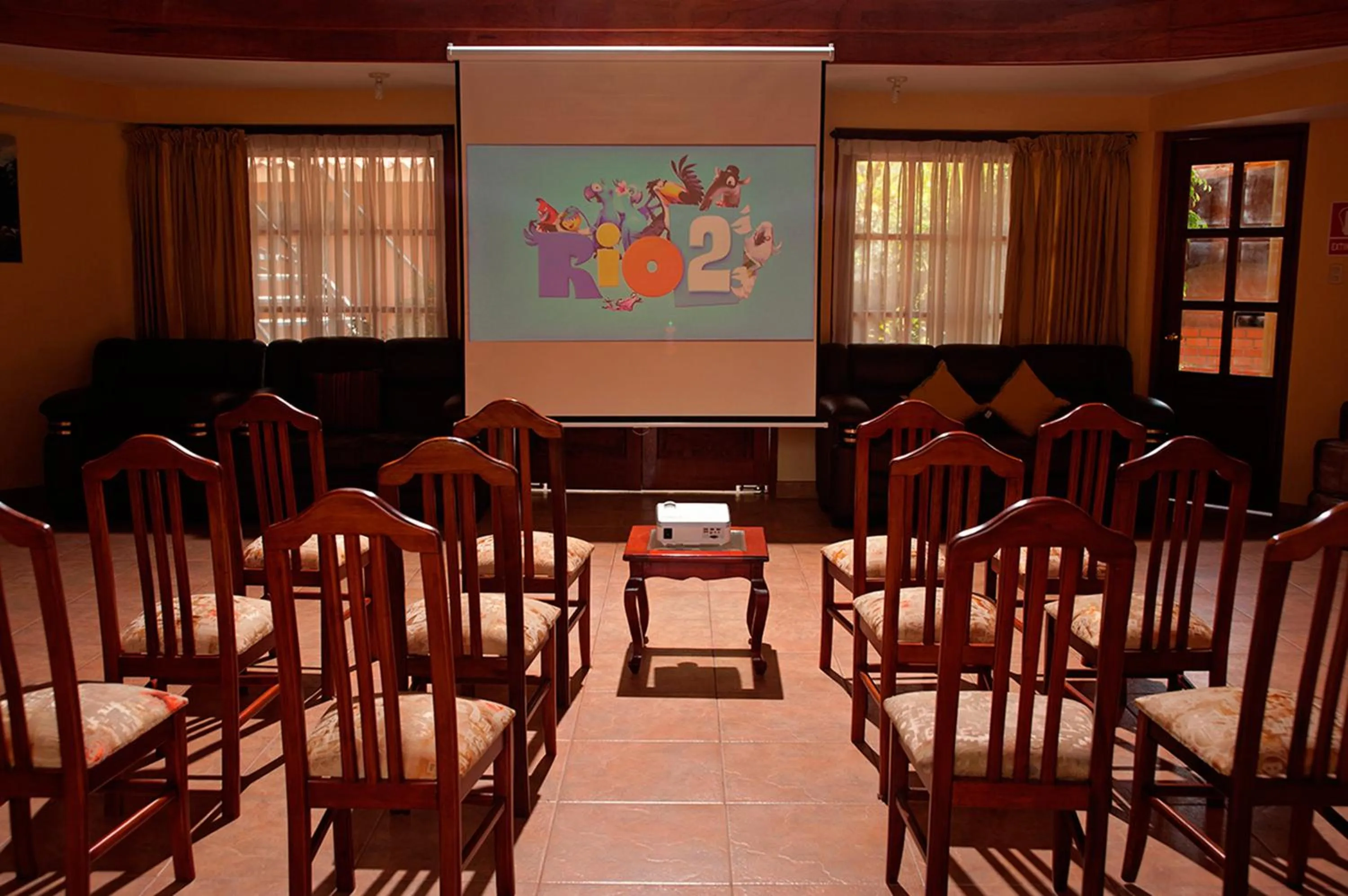 Business facilities in Hotel Mabey Urubamba