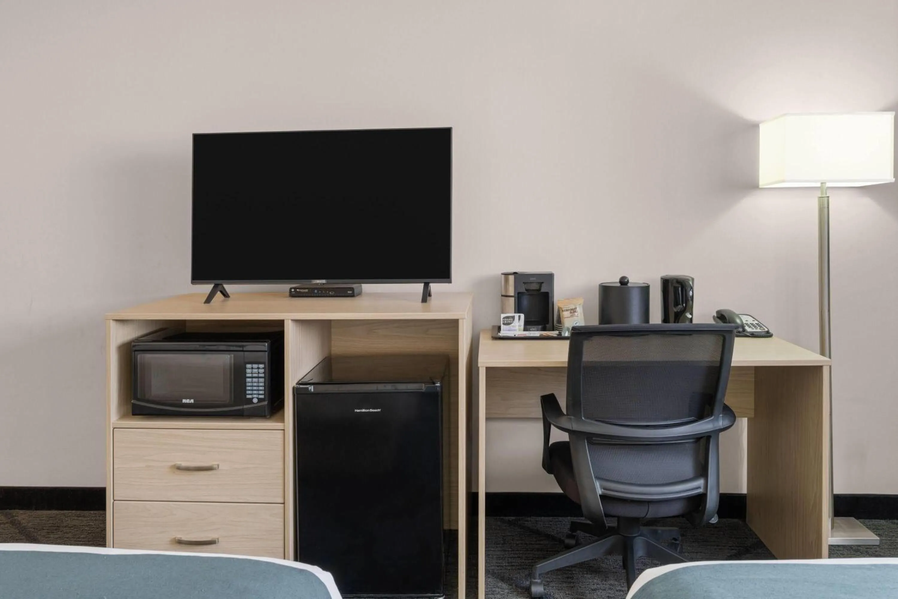 Photo of the whole room in Sternwheeler Hotel & Conference Centre, Trademark by Wyndham
