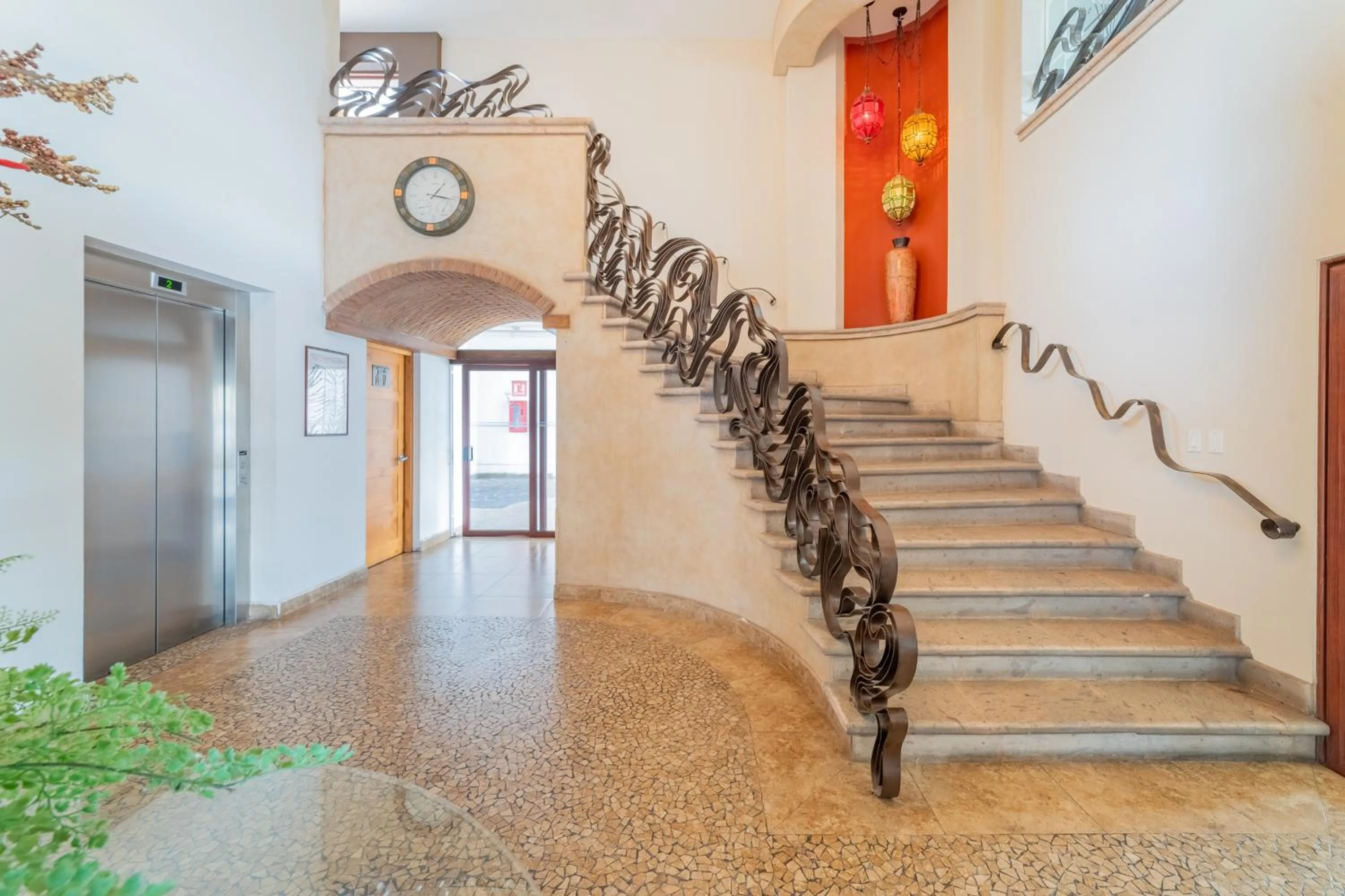 Decorative detail in Seven Crown La Paz Centro Historico