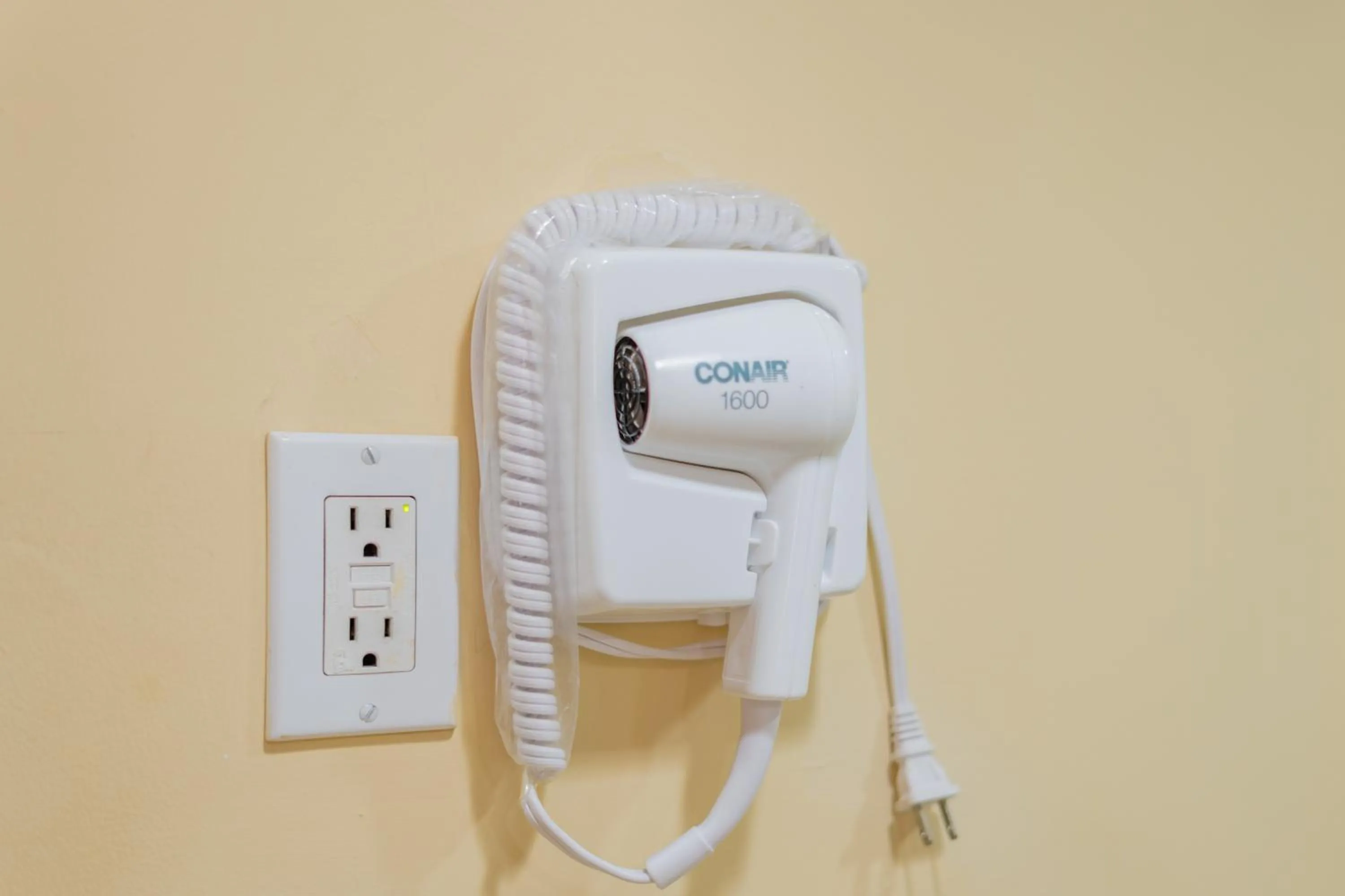 hair dryier in Seven Crown La Paz Centro Historico