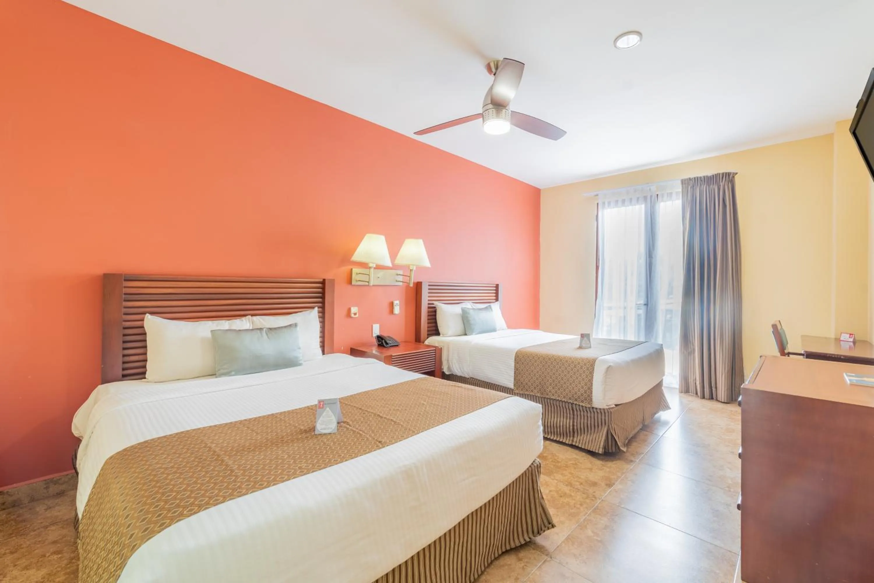 Decorative detail, Bed in Seven Crown La Paz Centro Historico